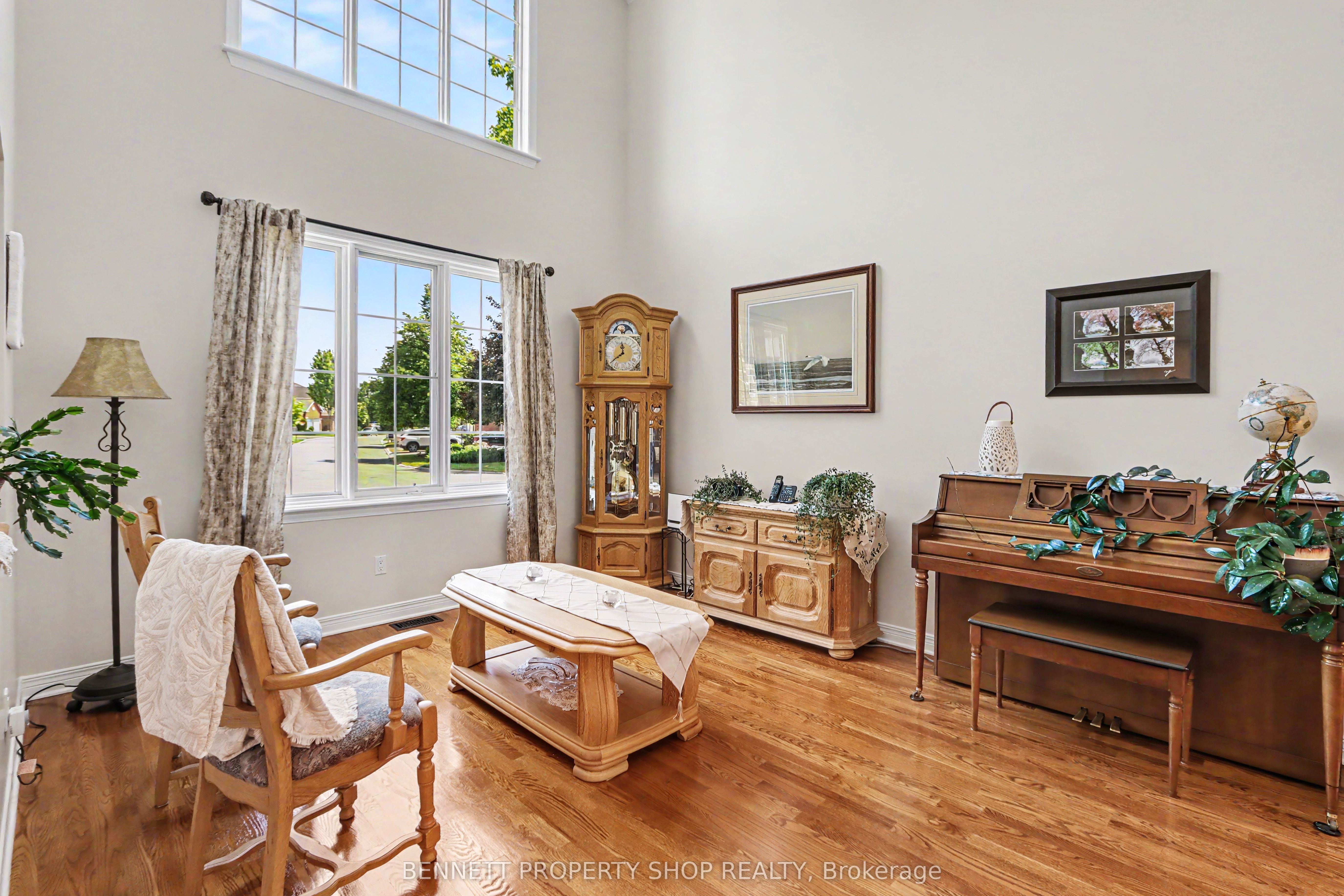 14 Sachs Forest Place