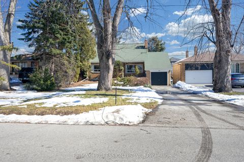 29 Tremont Road Toronto W08 ON M9B 3X3