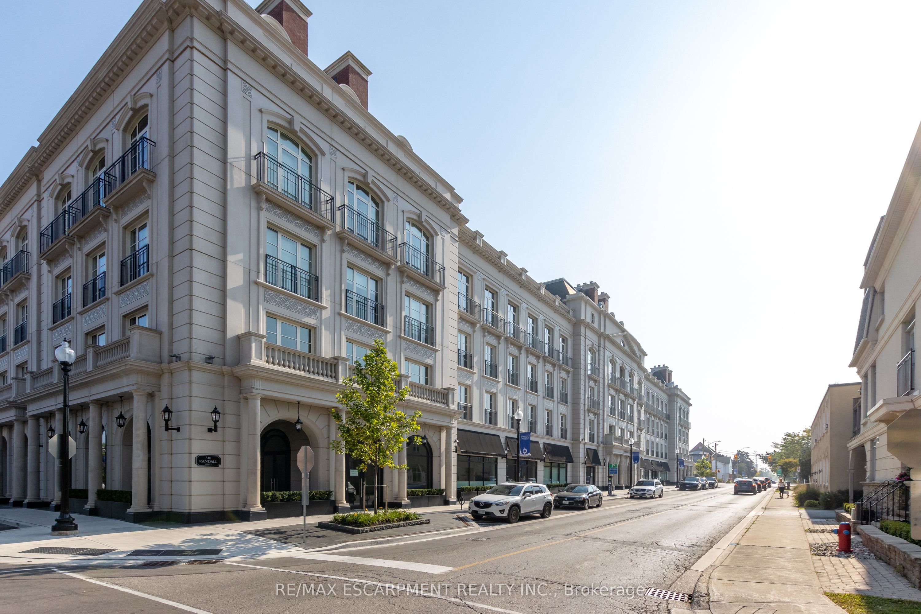 300 Randall Street PH1