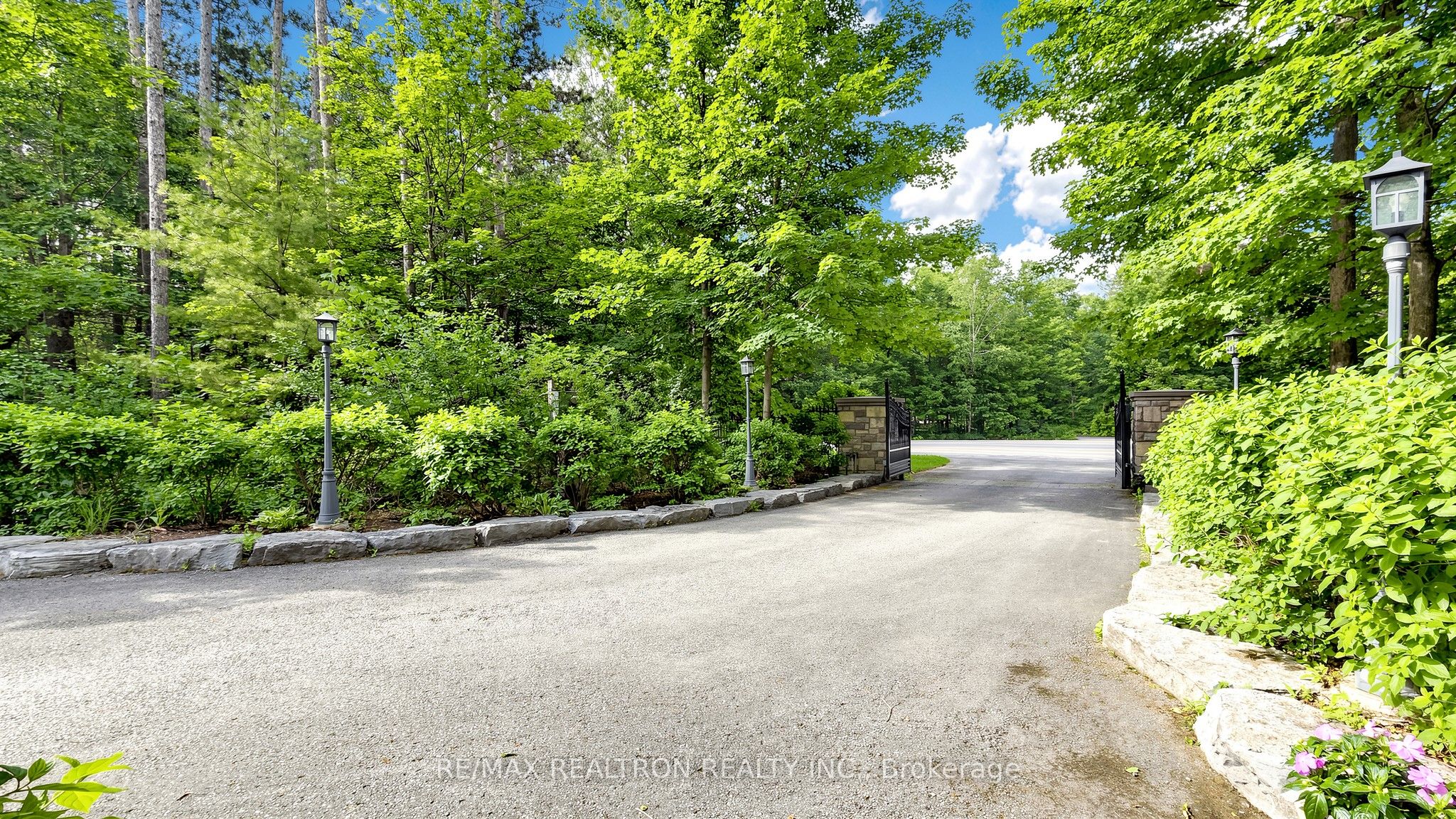 29 Moraine Forest Trail