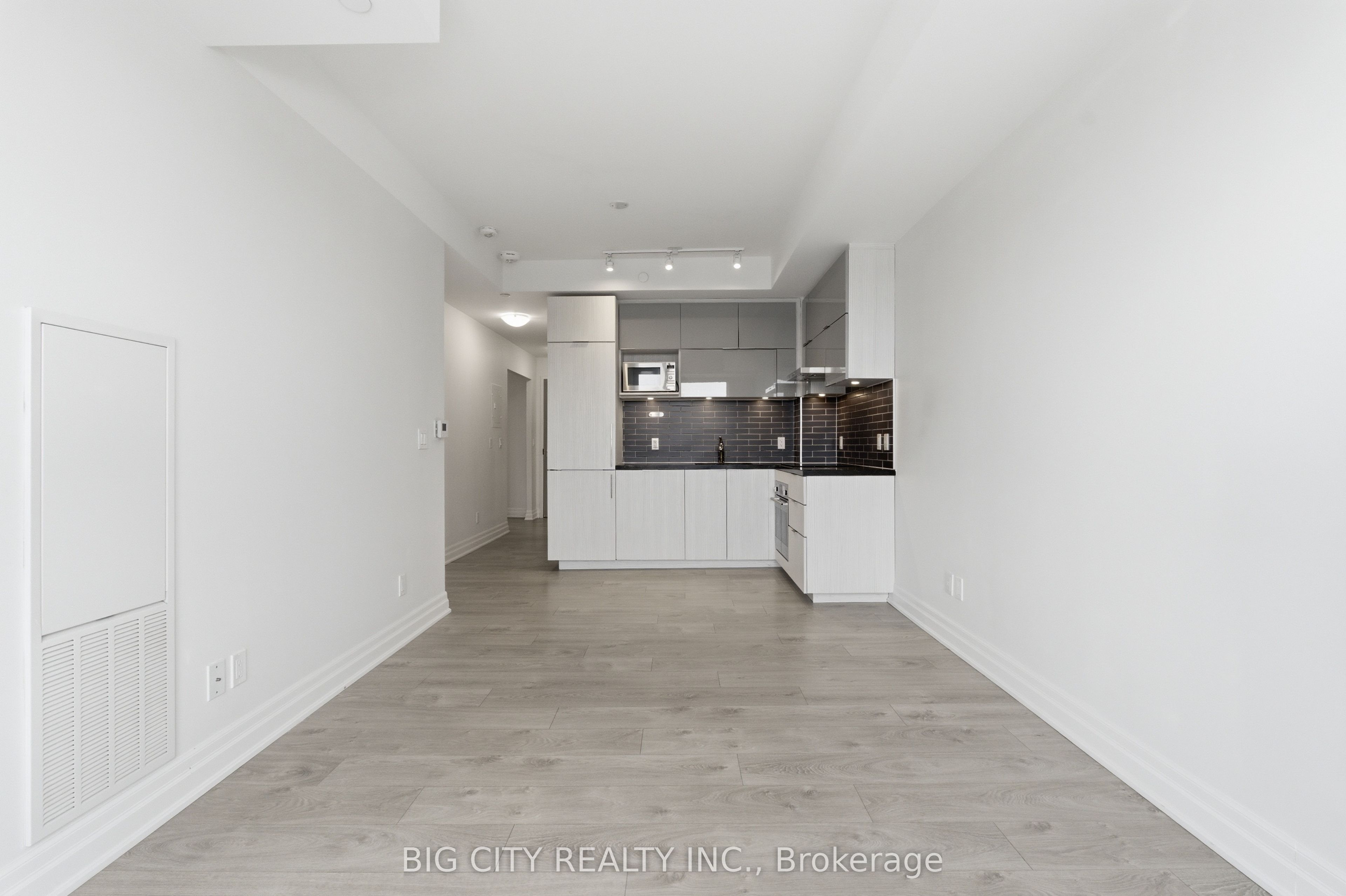 8 Rouge Valley Drive 1116