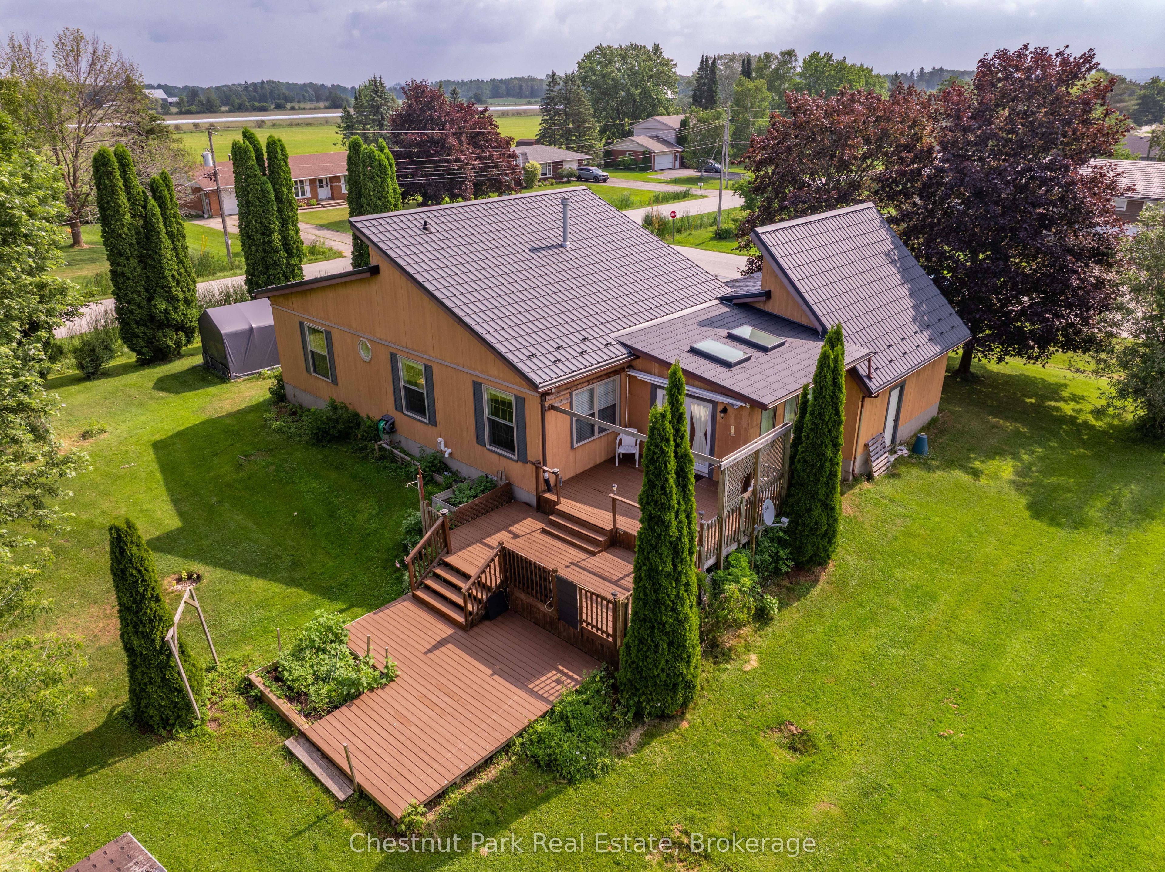 384 Urstadt Street