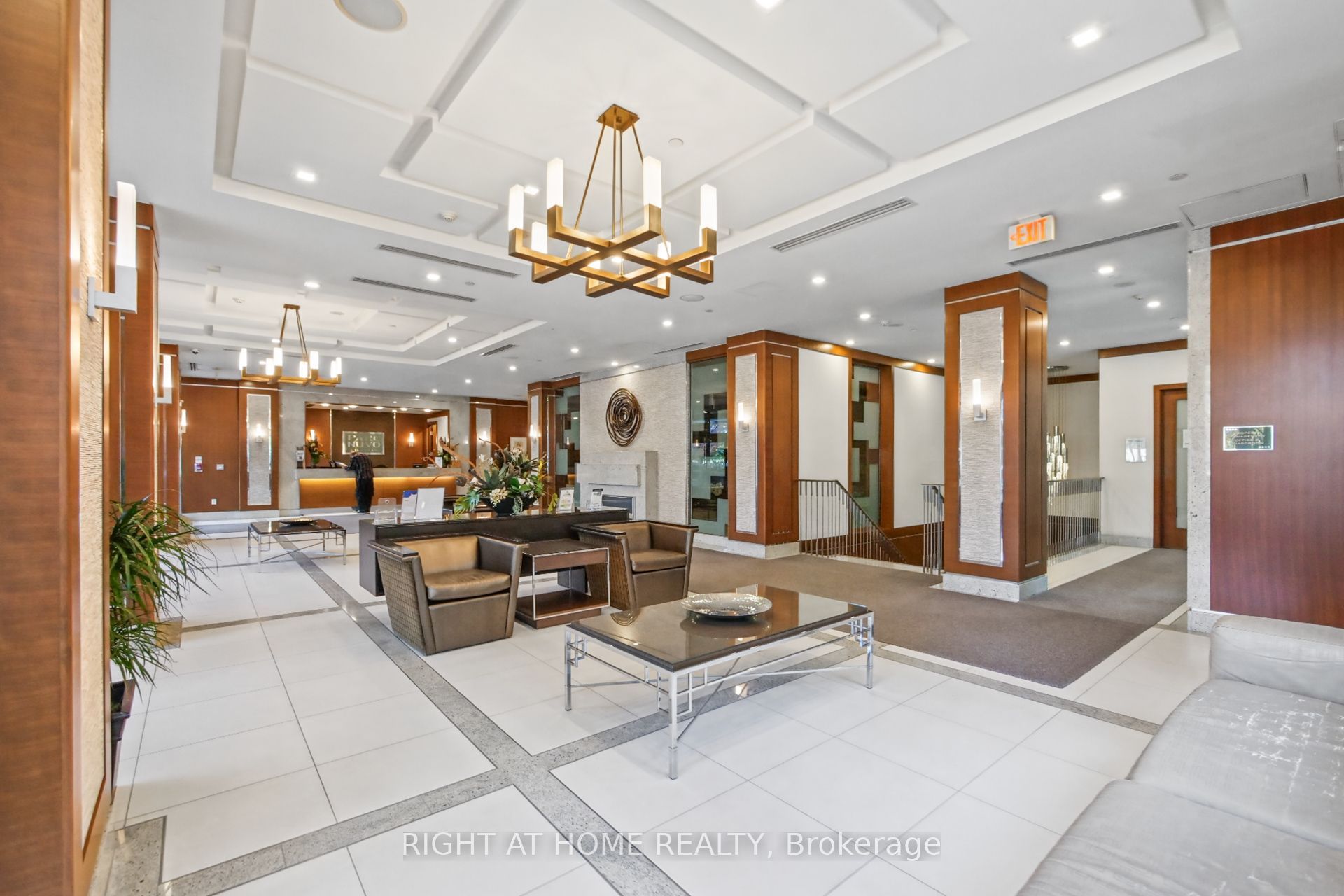 15 Viking Lane 2301