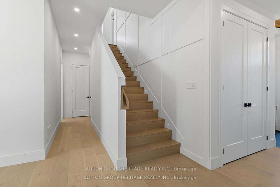 120B Cochrane Street