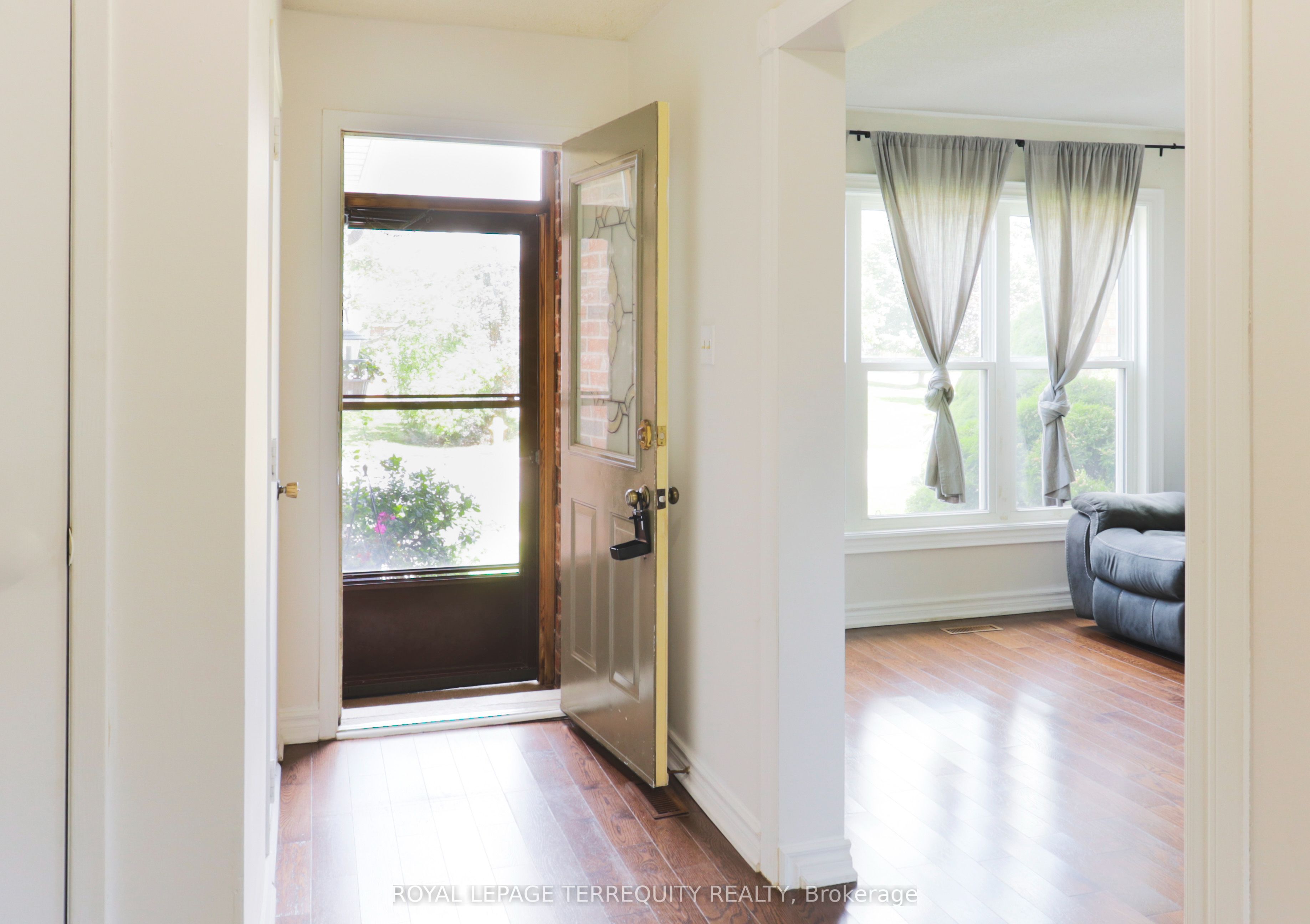 104 Gates Crescent