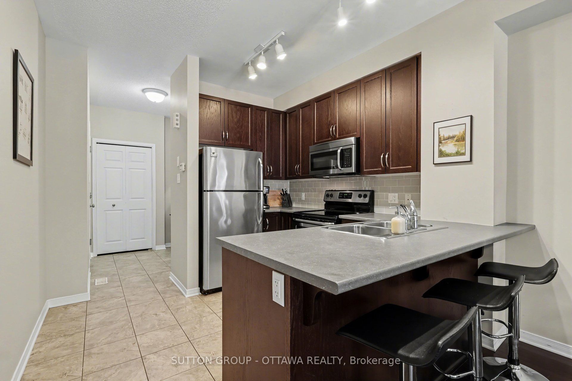 340 London Terrace
