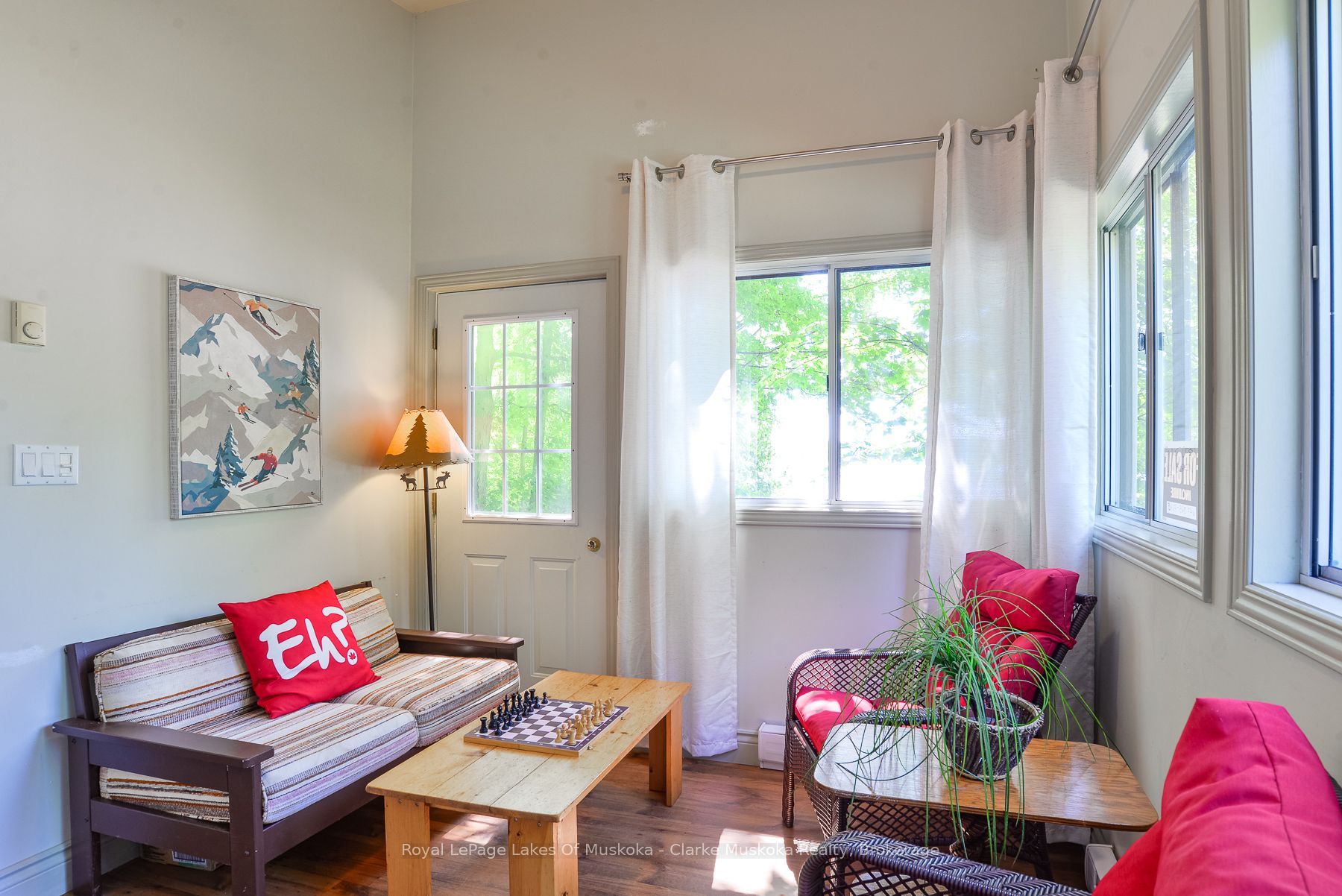 7 Silver Point Road 8