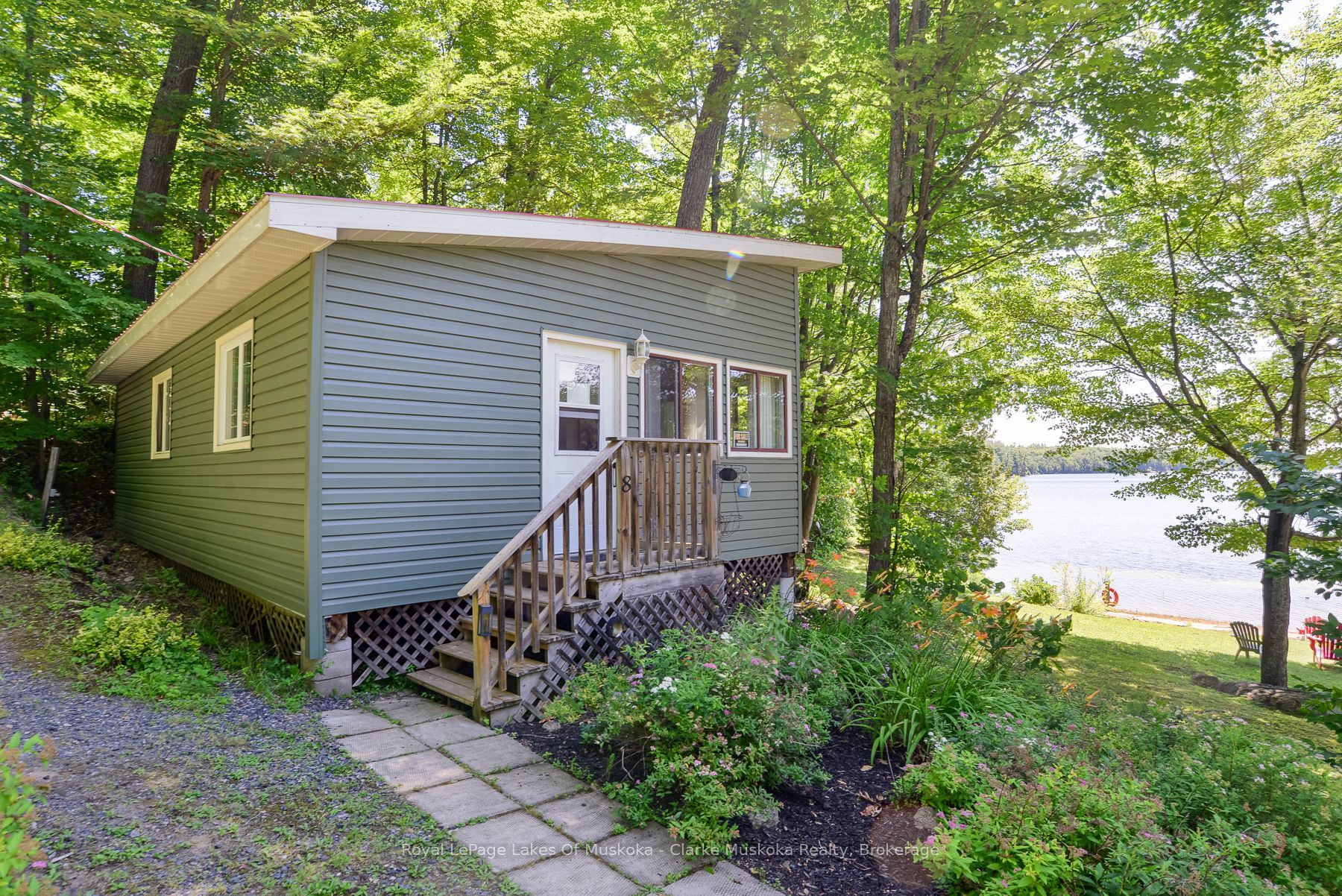 7 Silver Point Road 8