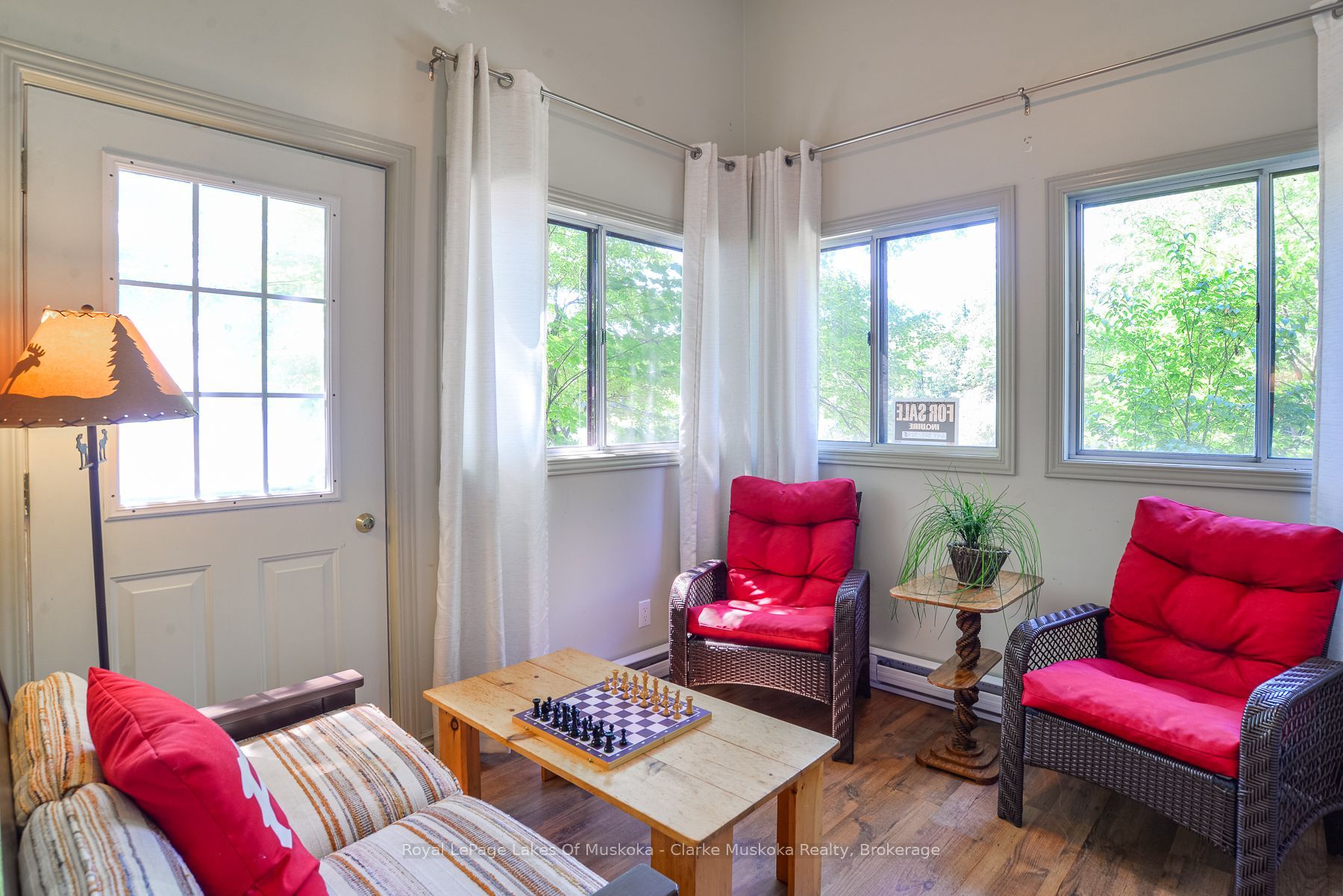 7 Silver Point Road 8