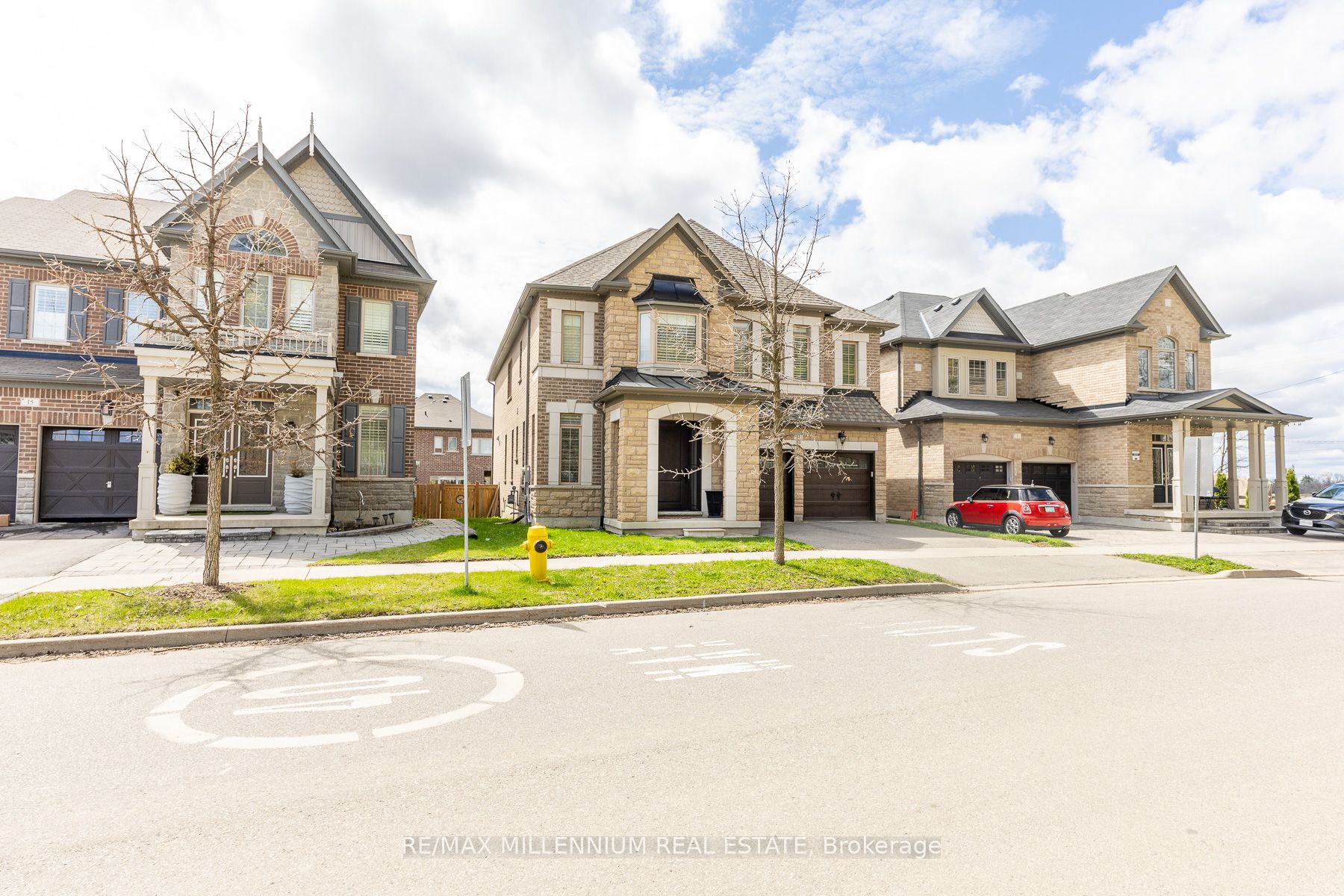 11 Algoma Drive