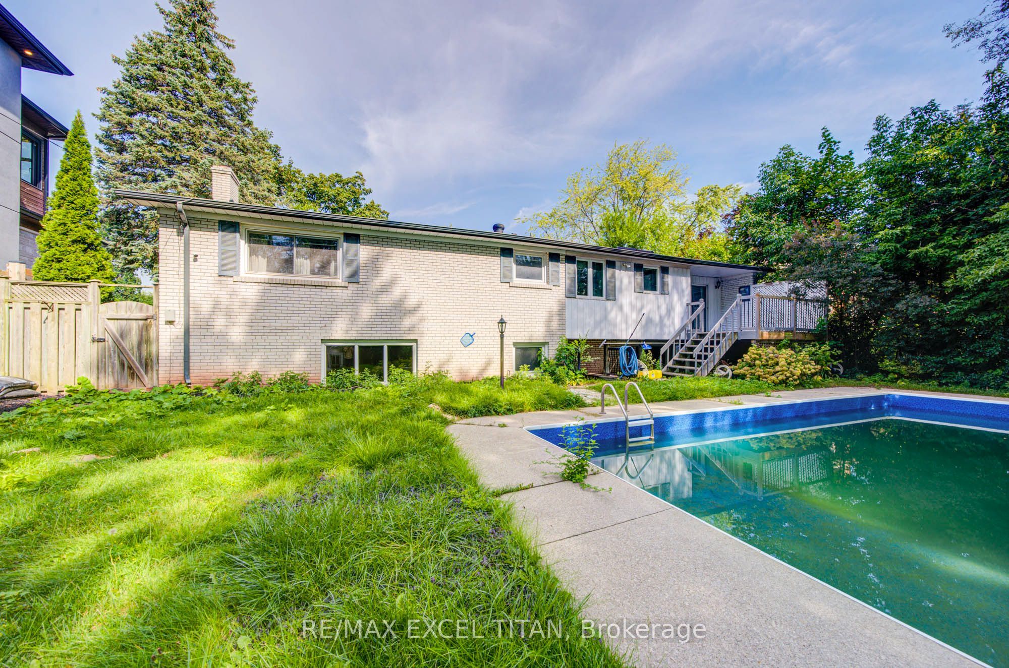 1566 Venetia Drive