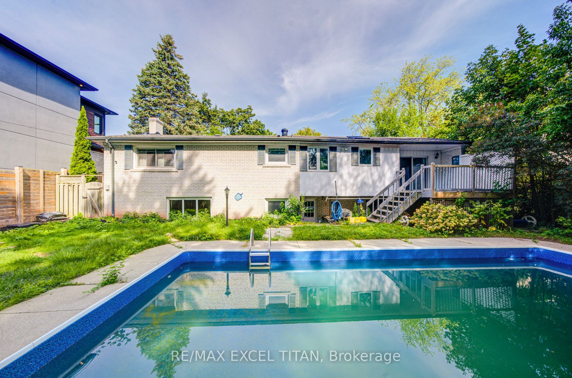 1566 Venetia Drive