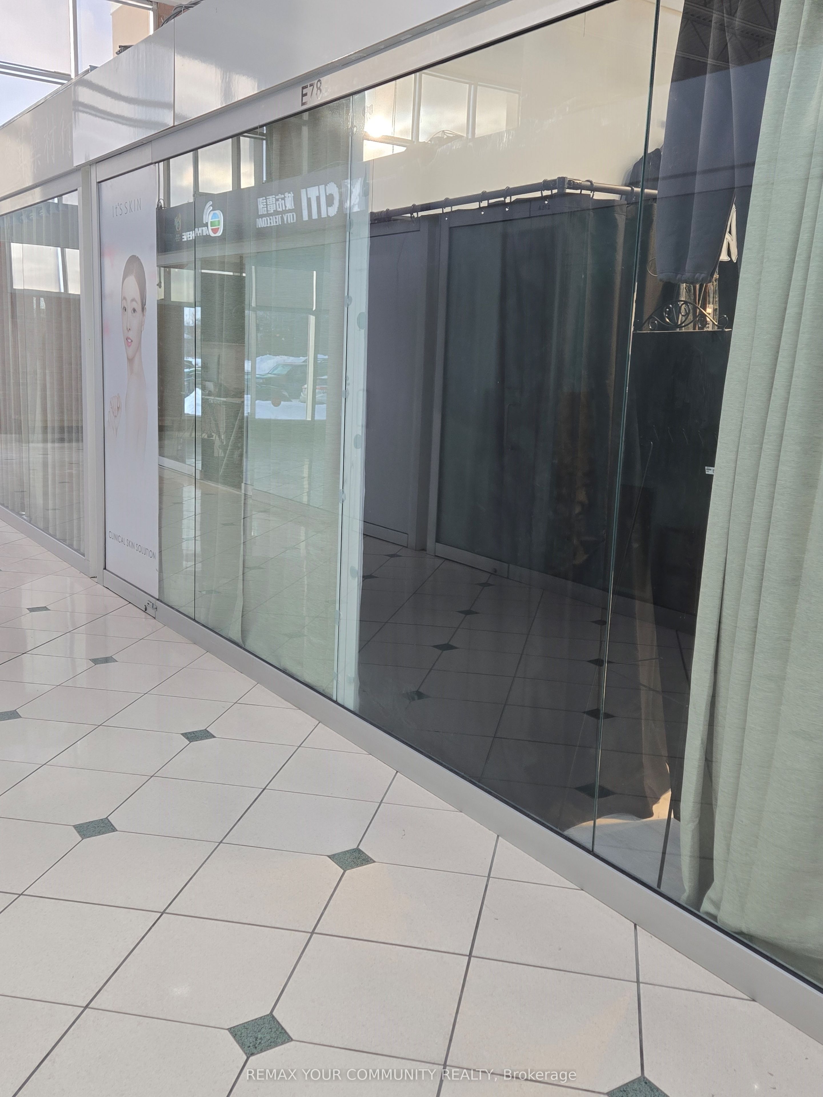 4300 Steeles Avenue E E78