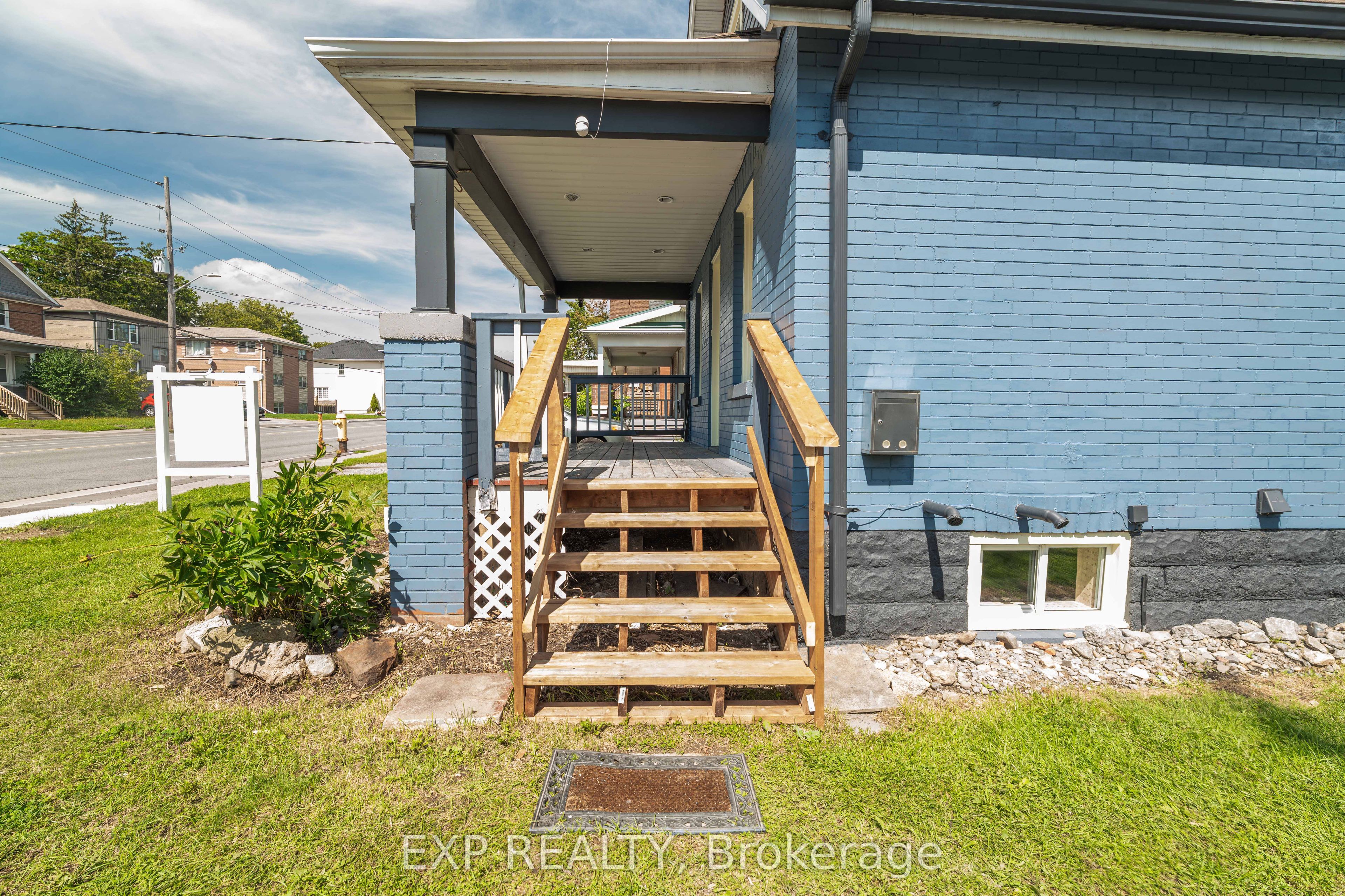 97 Park Road S