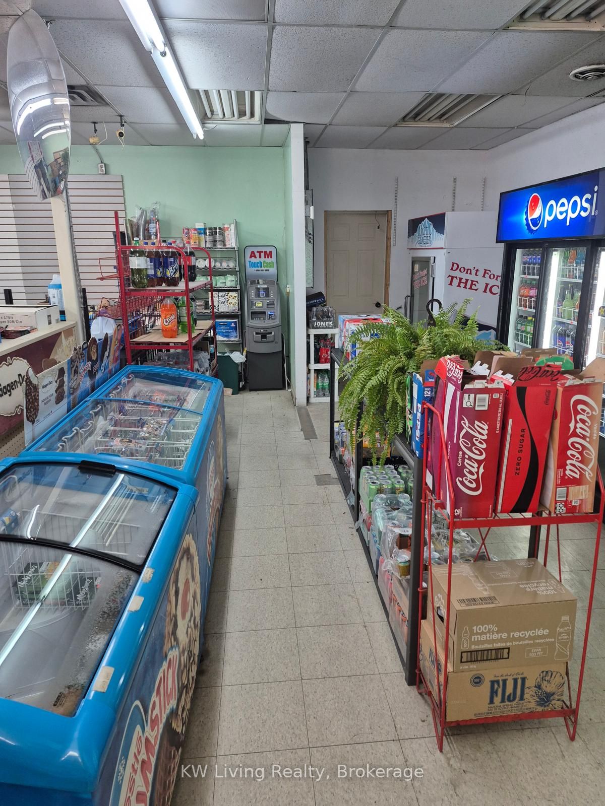 472 Queen Street E