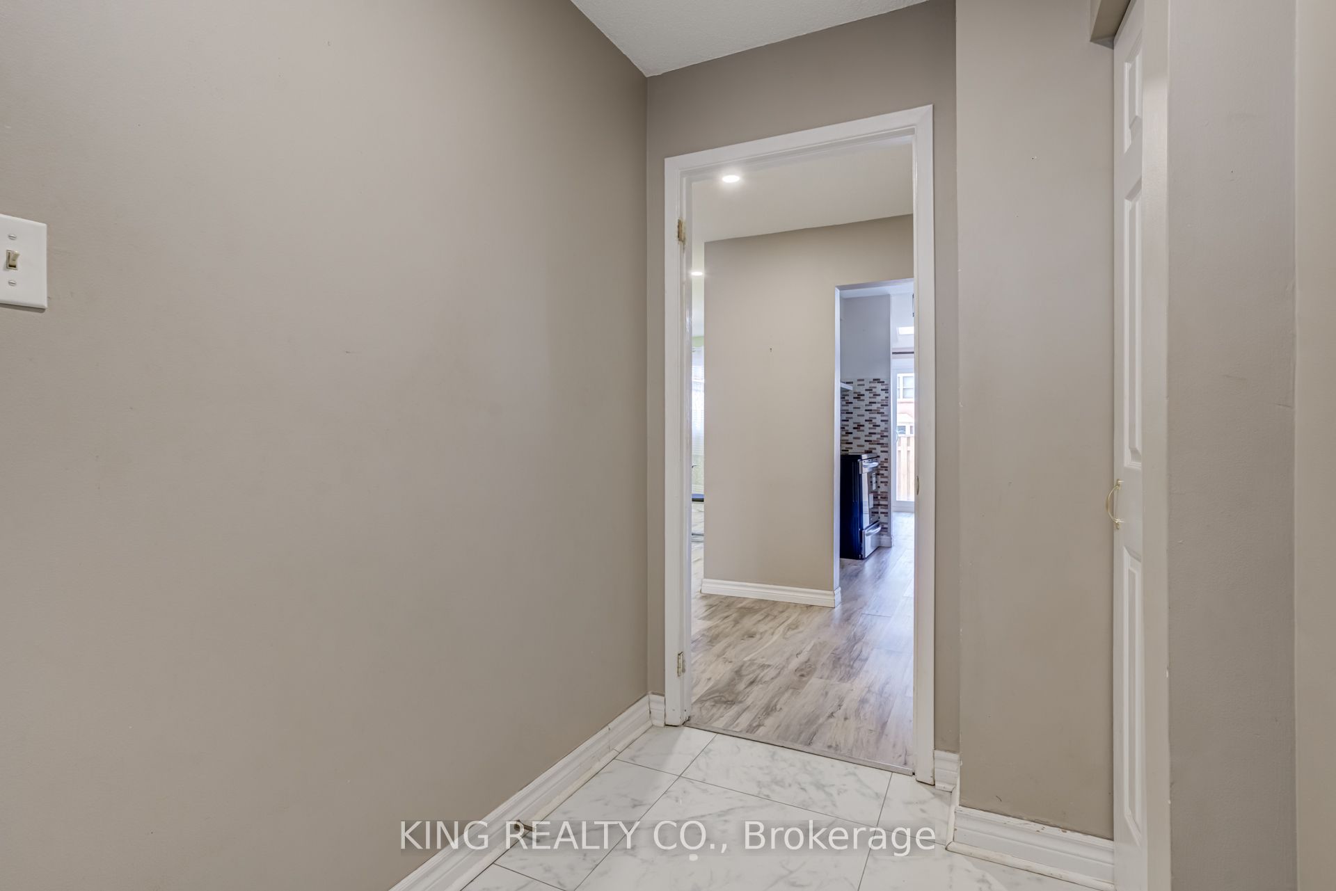 1465 Andros Boulevard