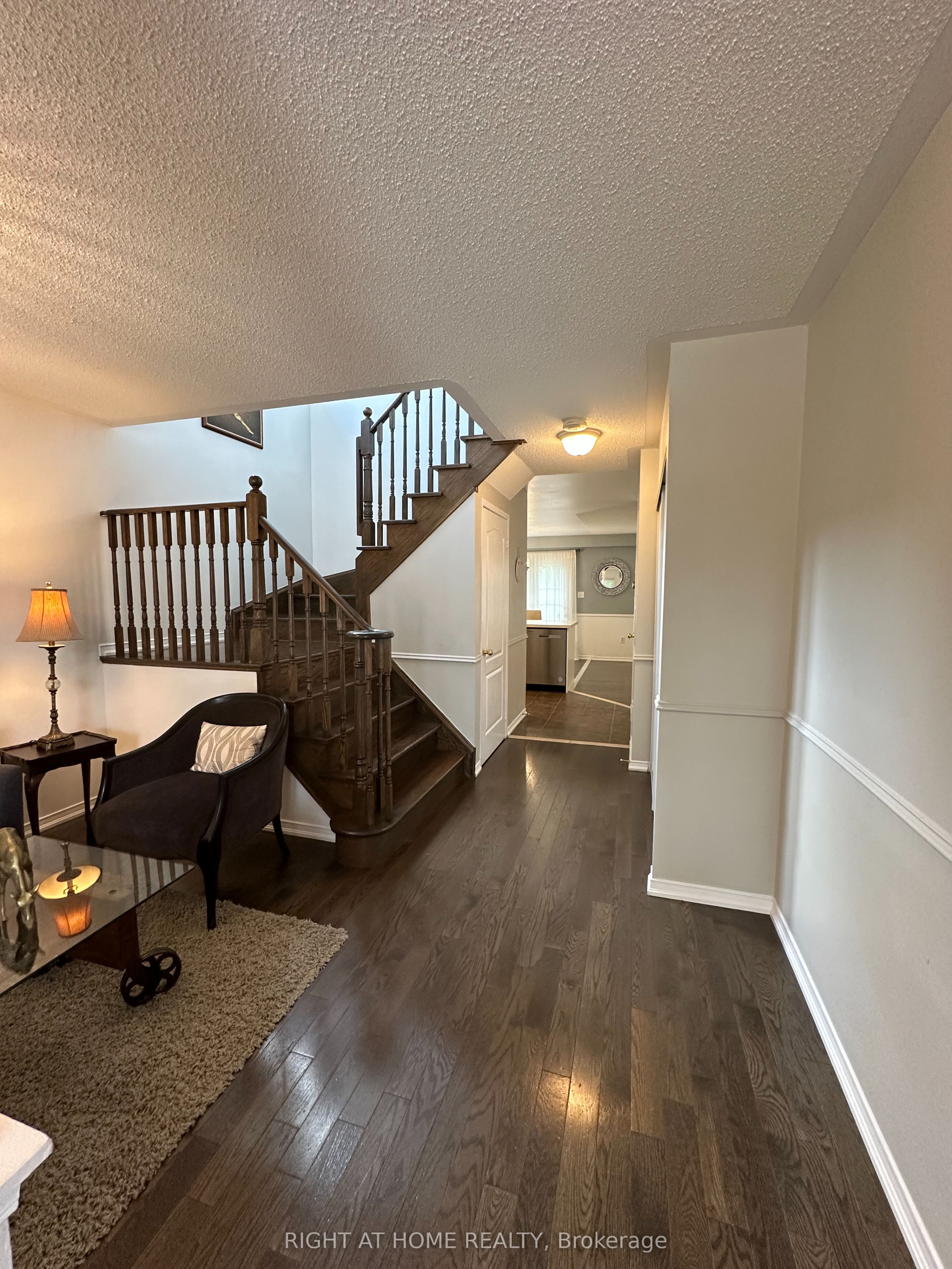 107 Norland Circle