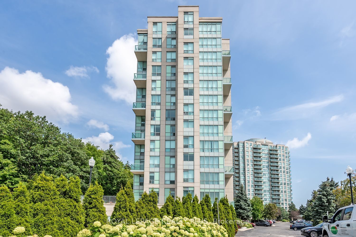 2585 Erin Centre Boulevard 1101