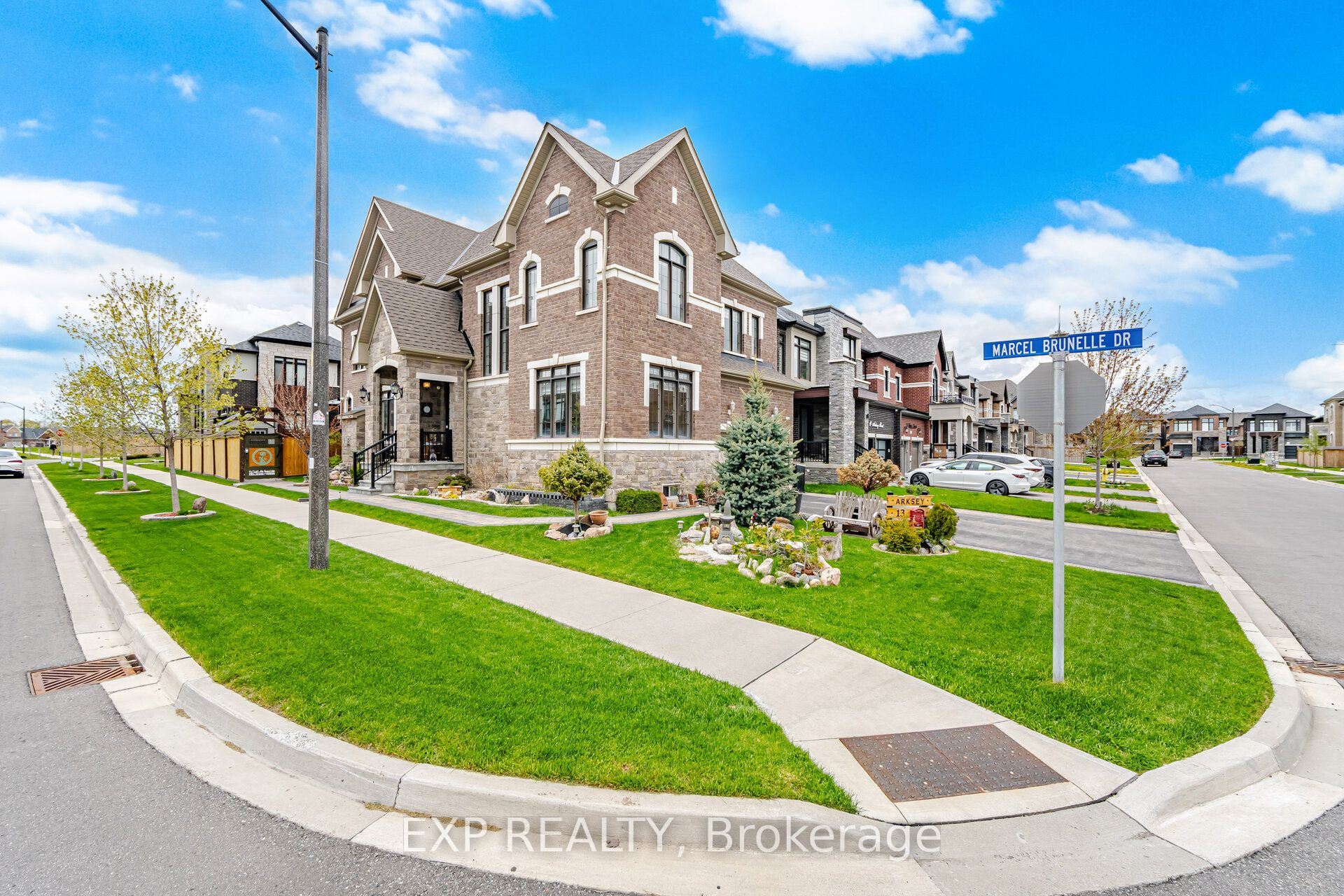 13 Arksey Street