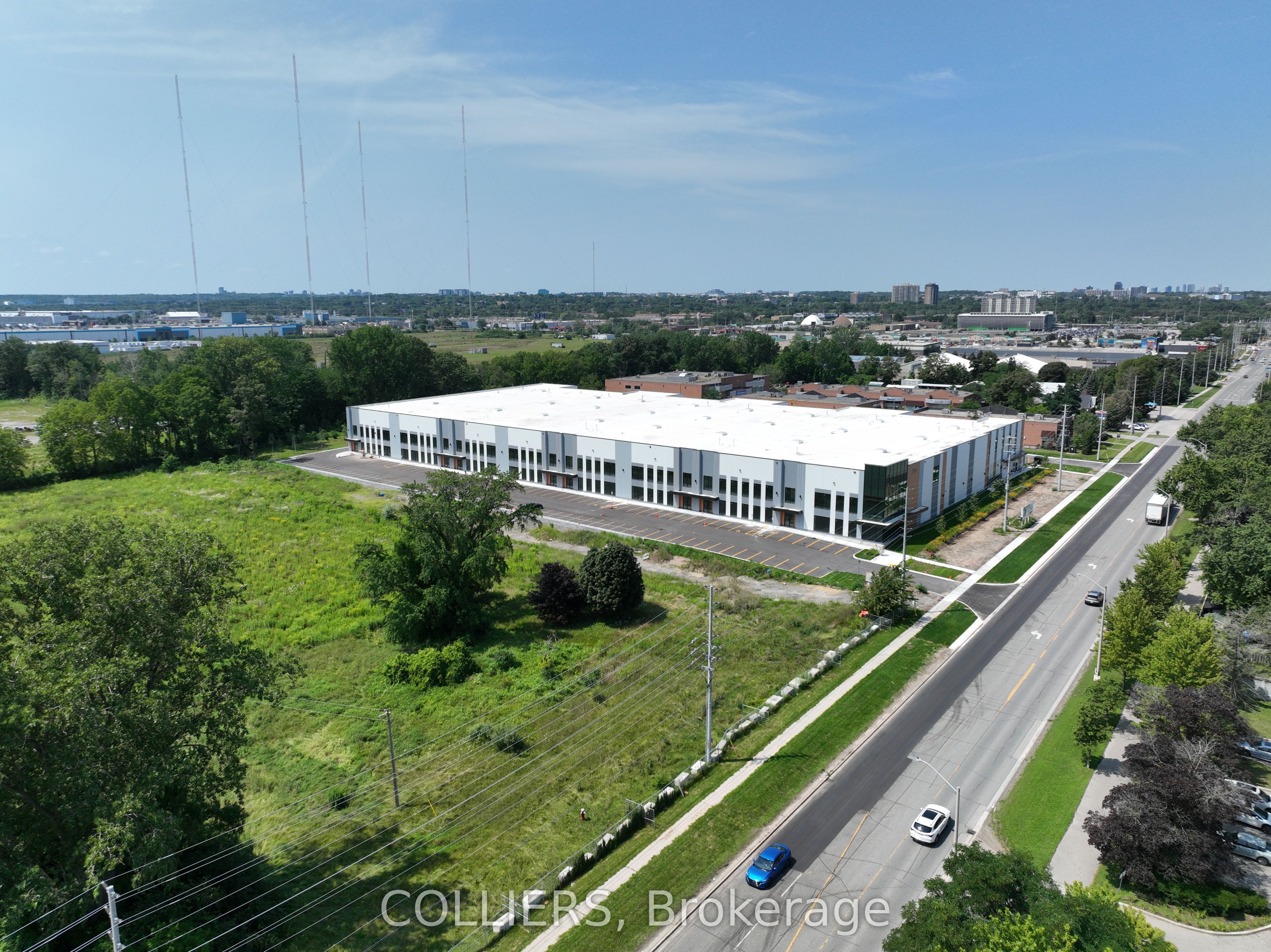 770 Southdown Road 103/104