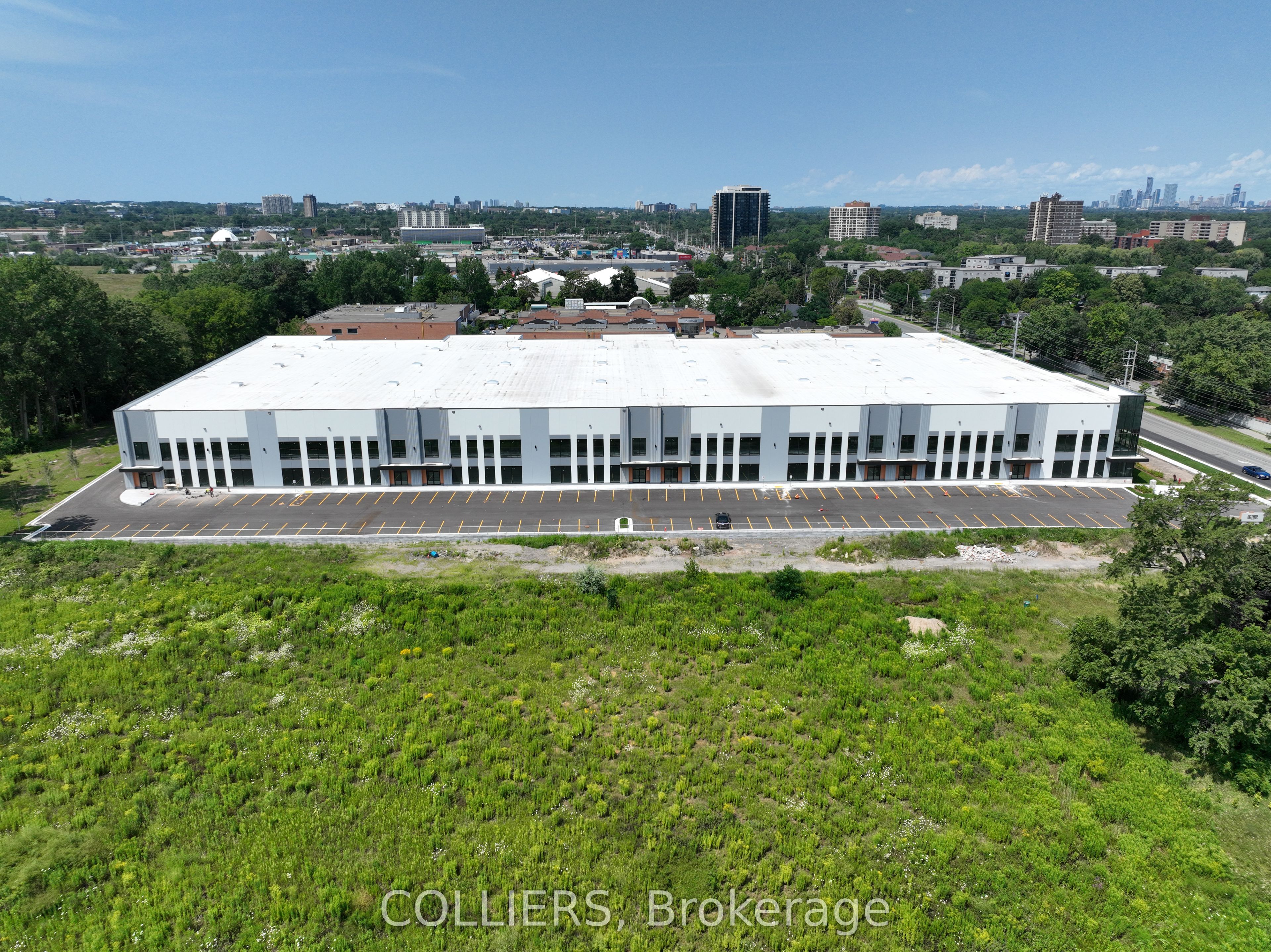 770 Southdown Road 103/104