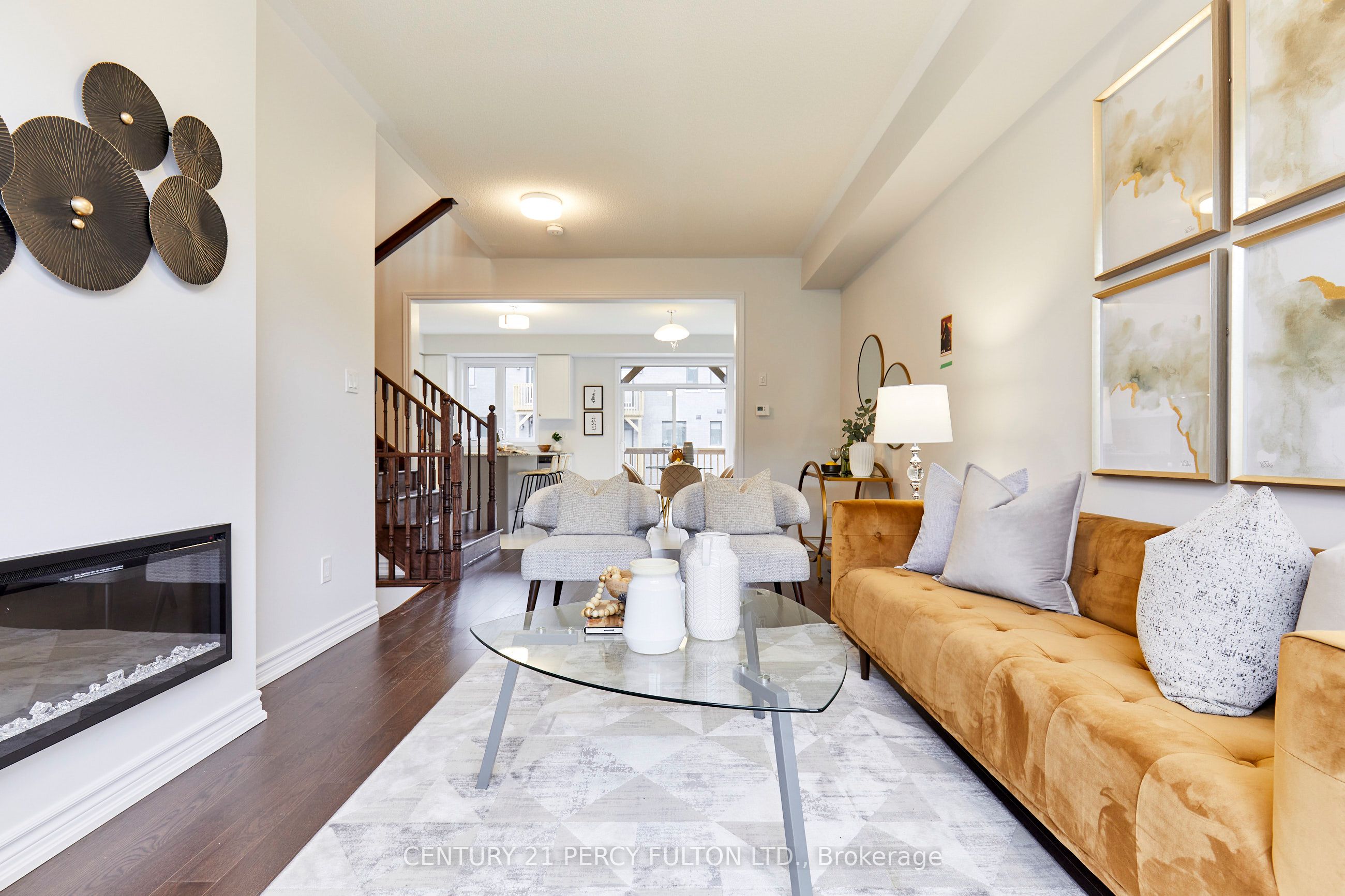 15 Douet Lane