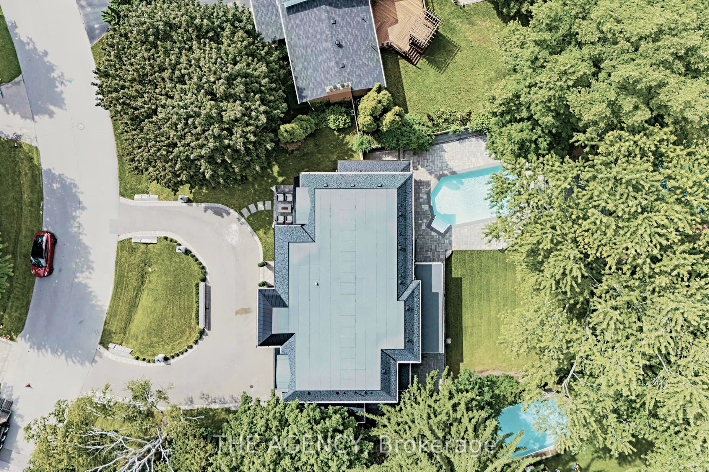 1529 Venetia Drive