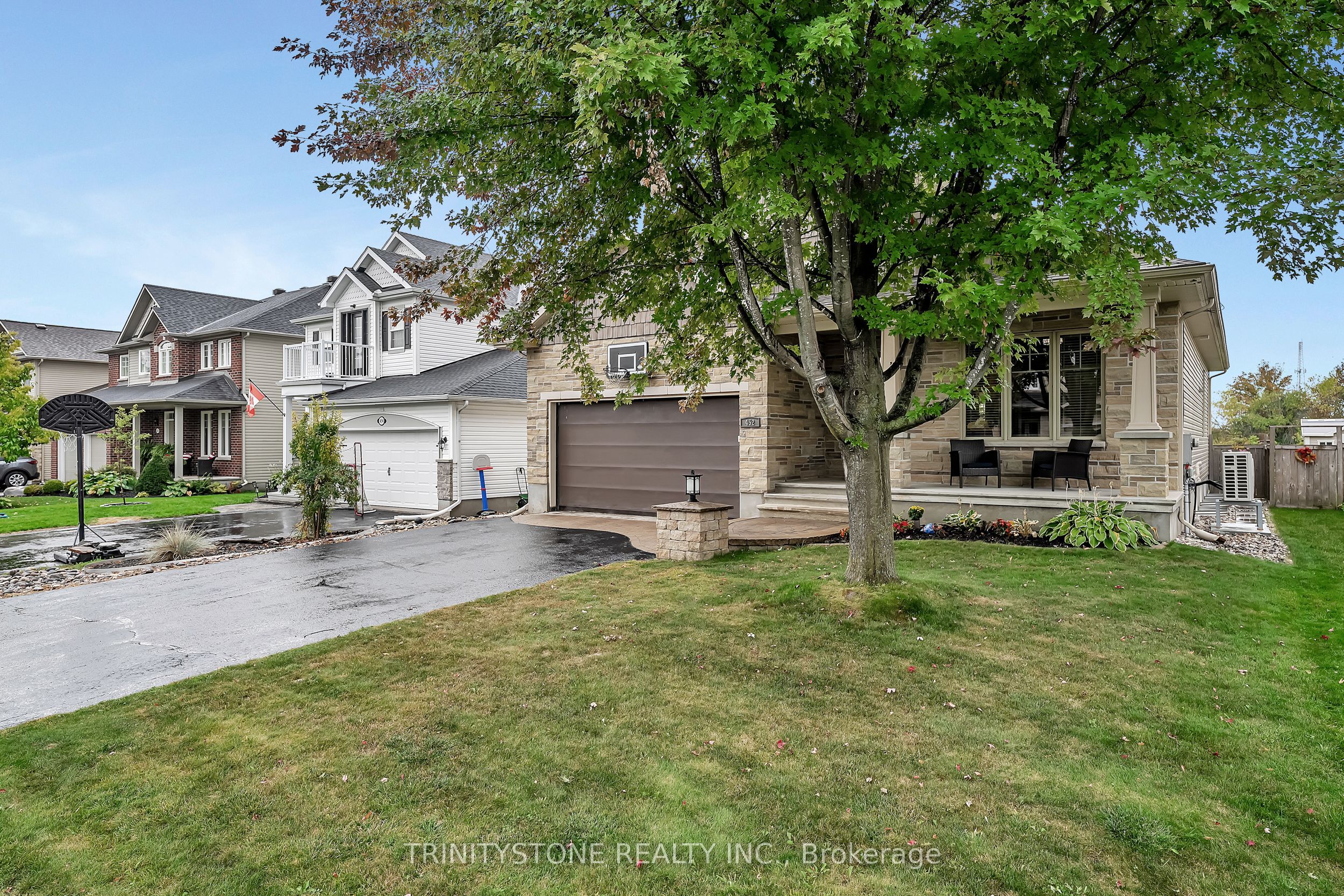 452 Landswood Way