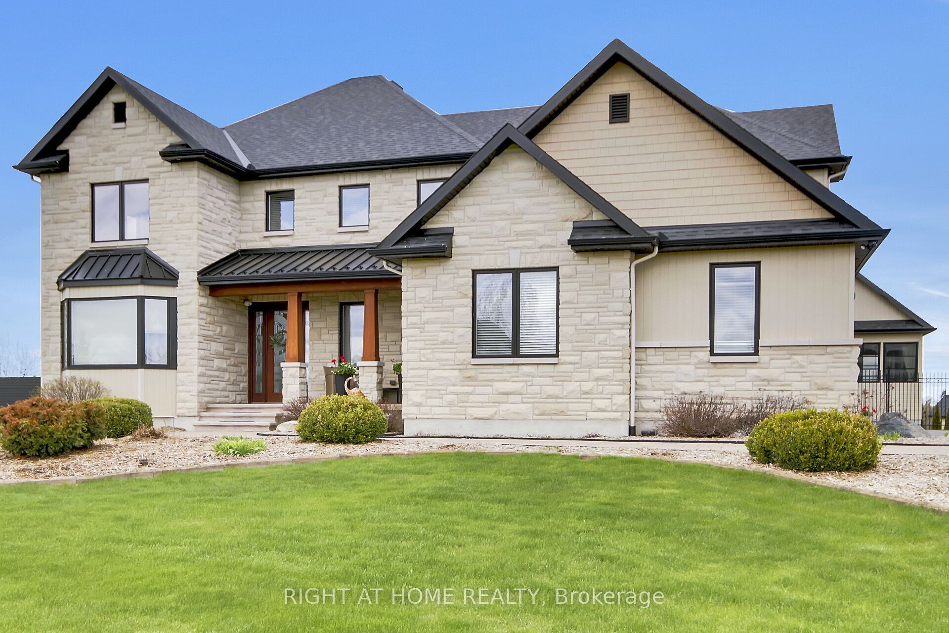 105 Ravenview Way