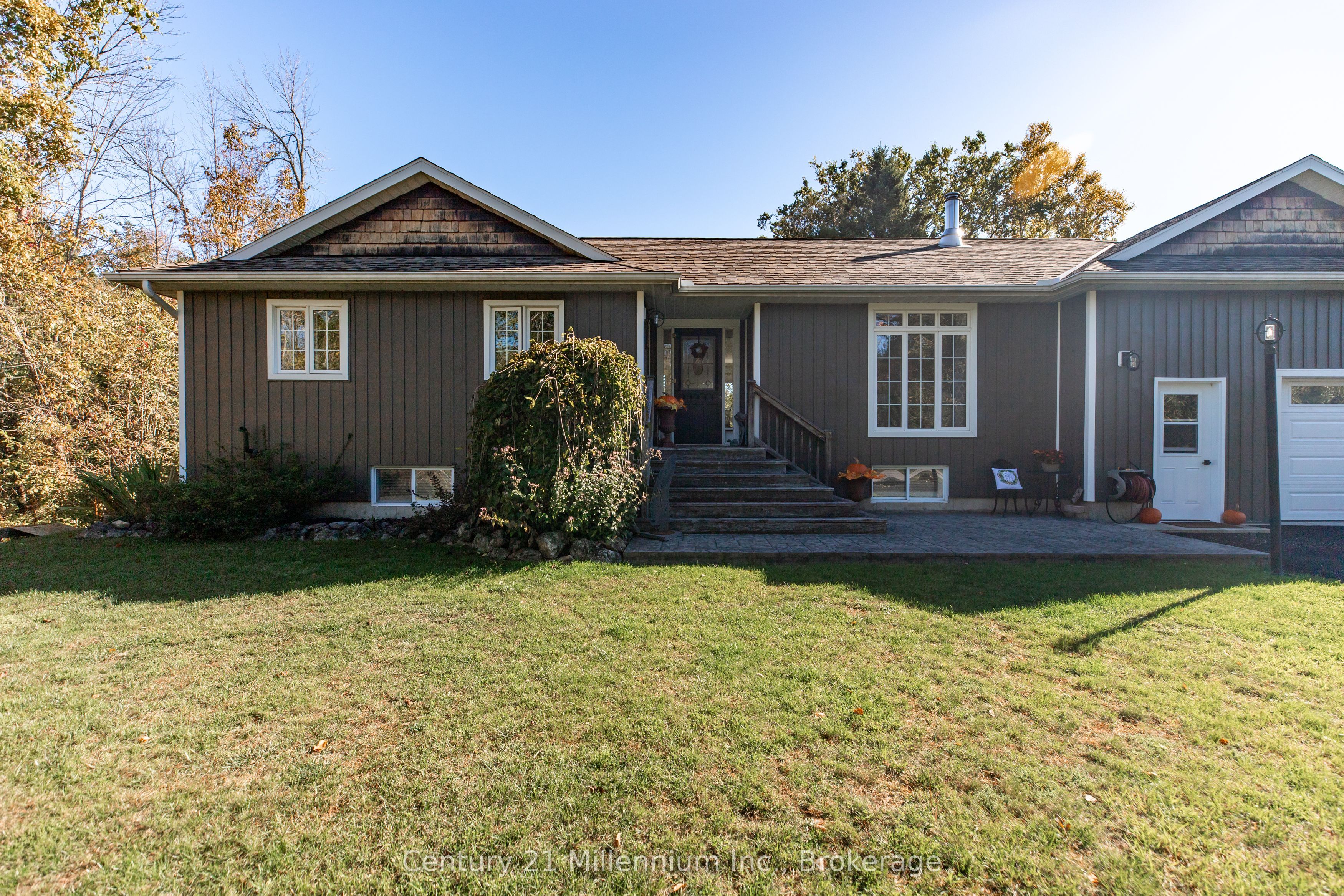 23 Pierce Street N