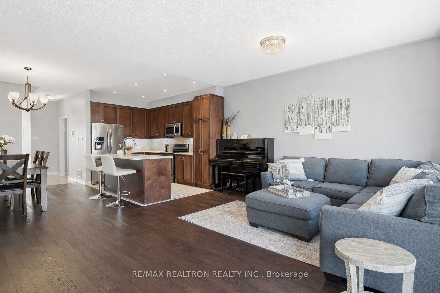 86 Donald Stewart Crescent