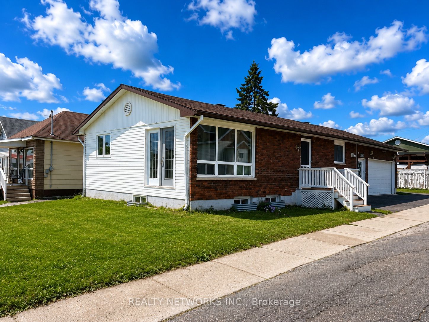 303 Poplar Avenue
