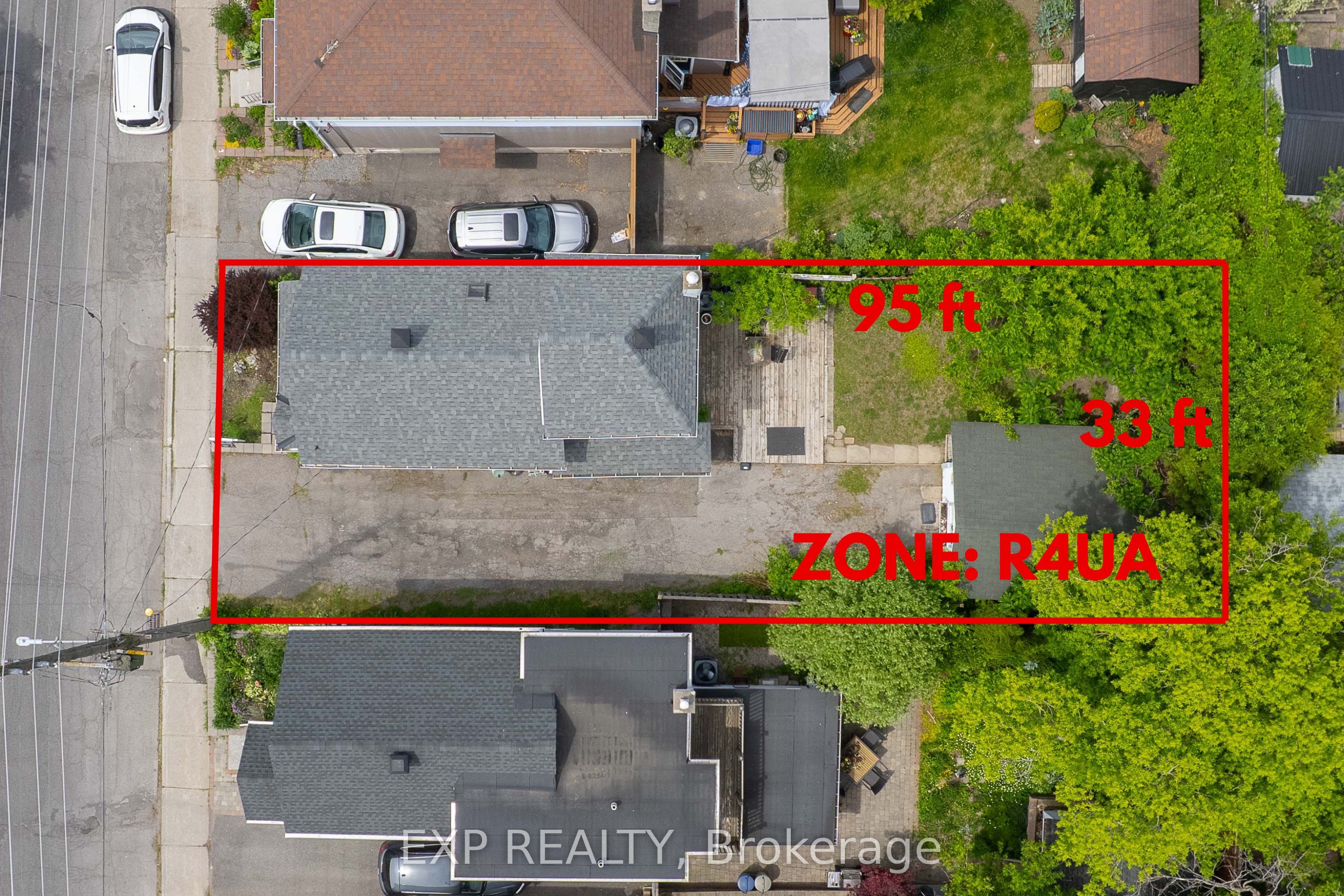 323 Montfort Street