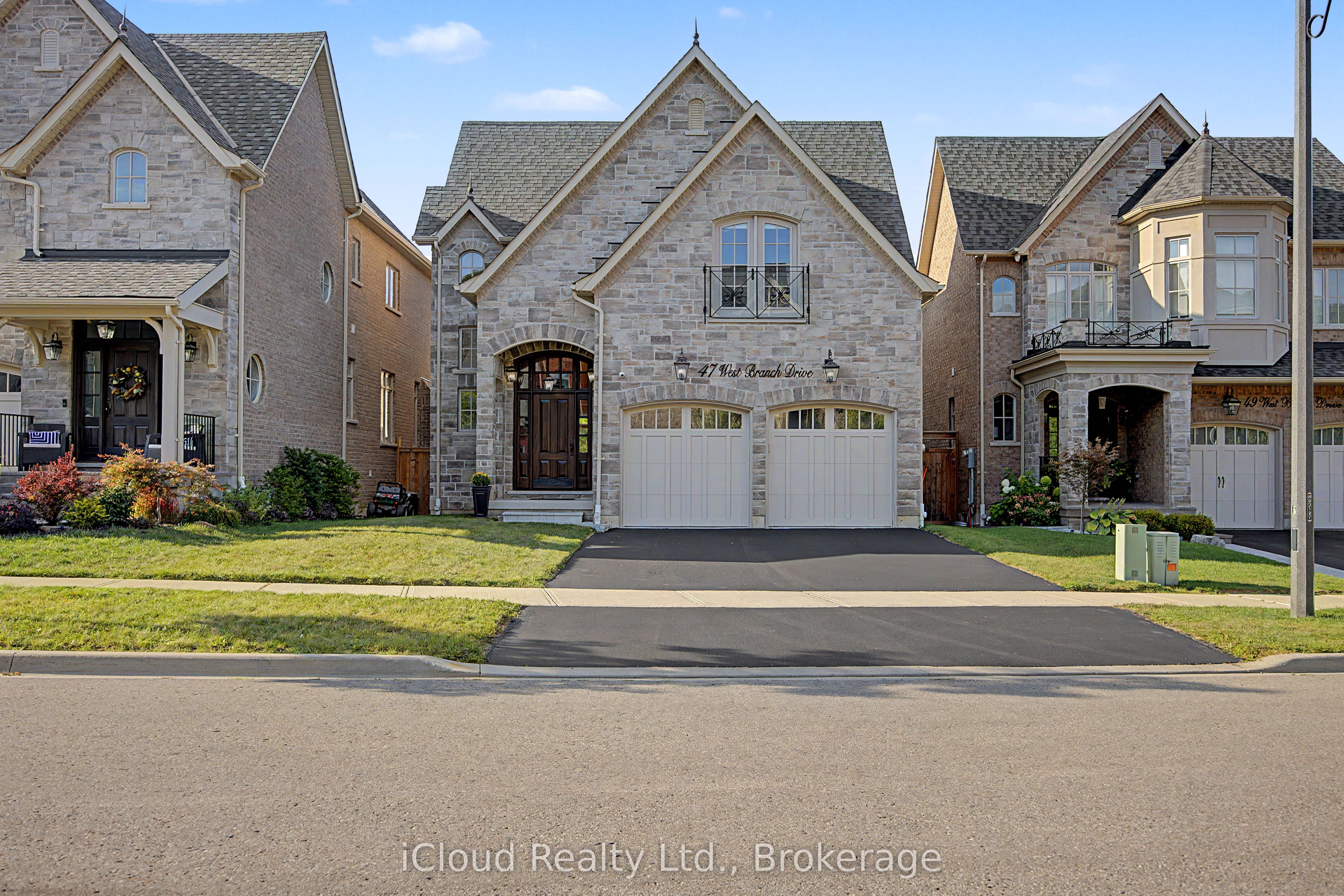 47 West Branch Drive