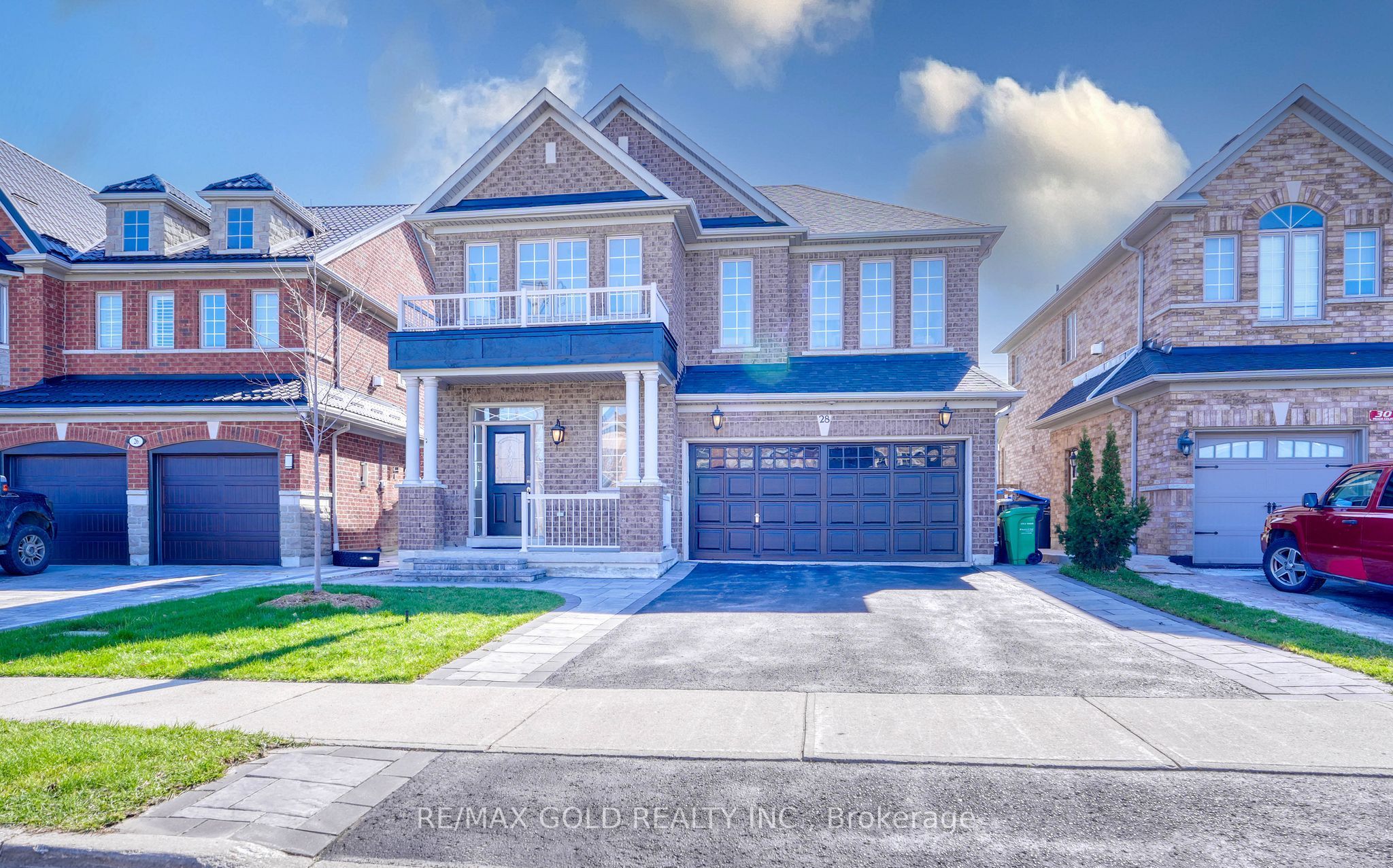 28 Prada Court