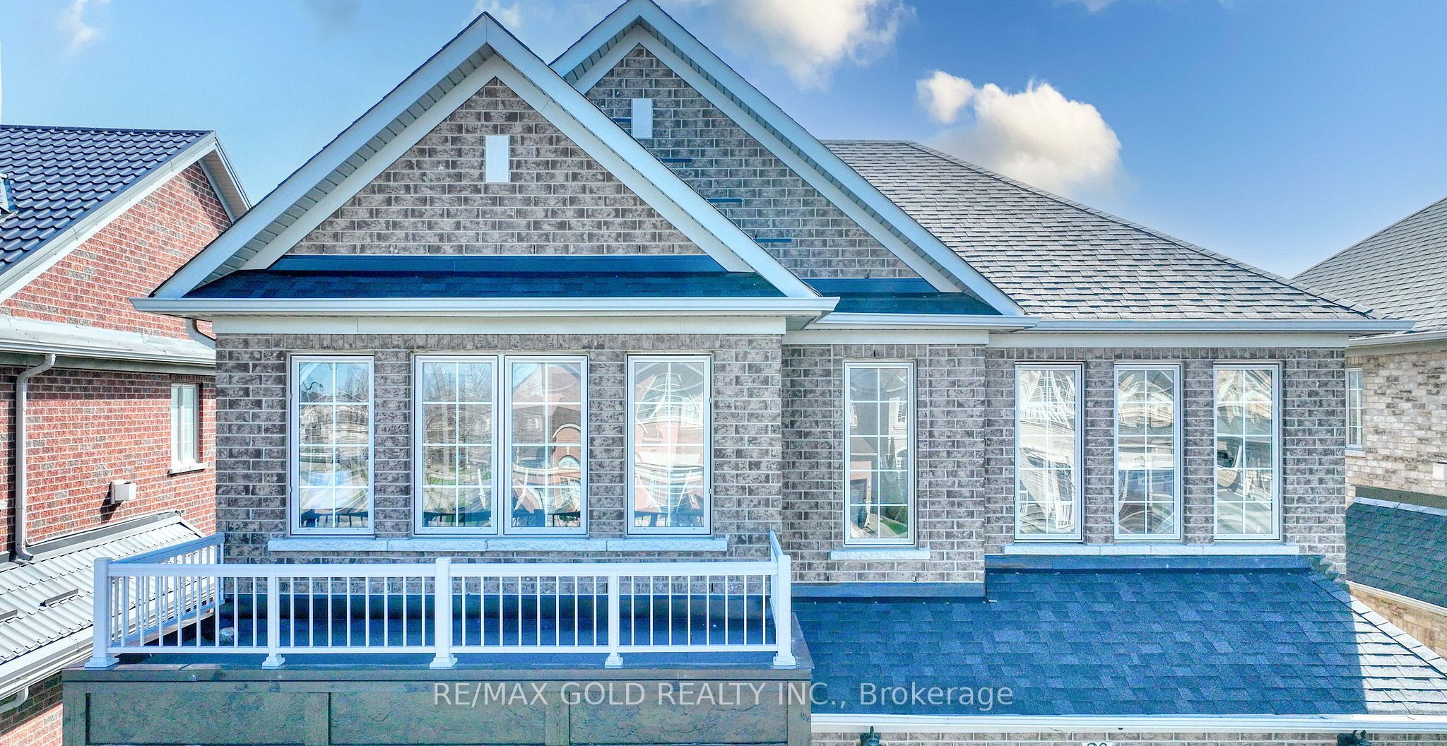 28 Prada Court