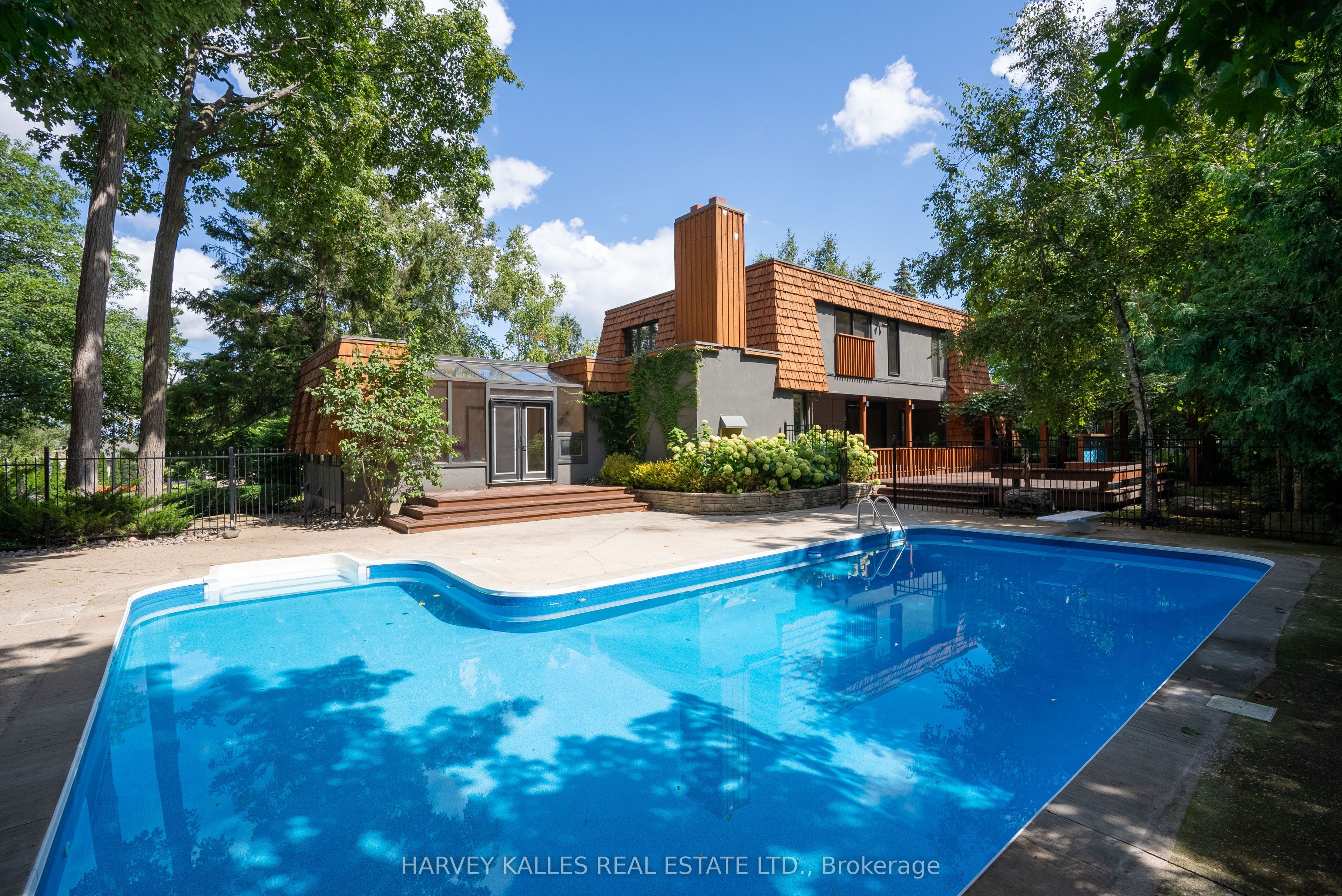 23 Royal Oak Drive