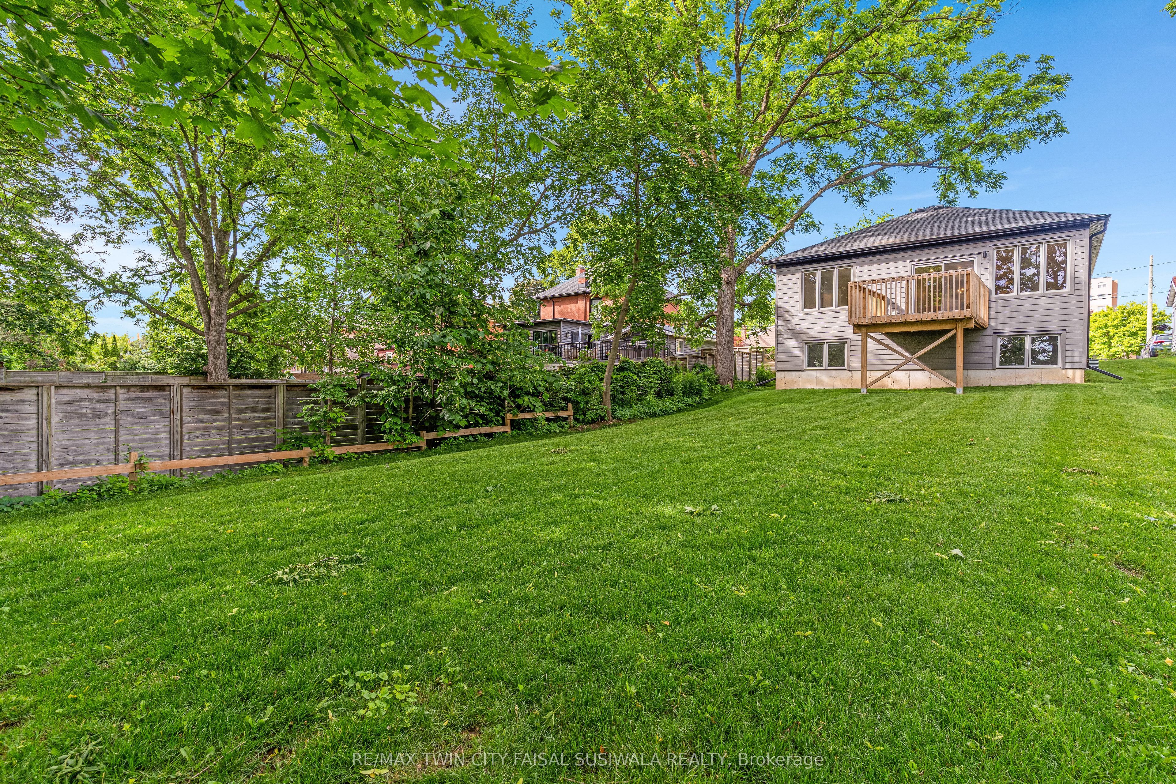 1188 QUEENSTON Road