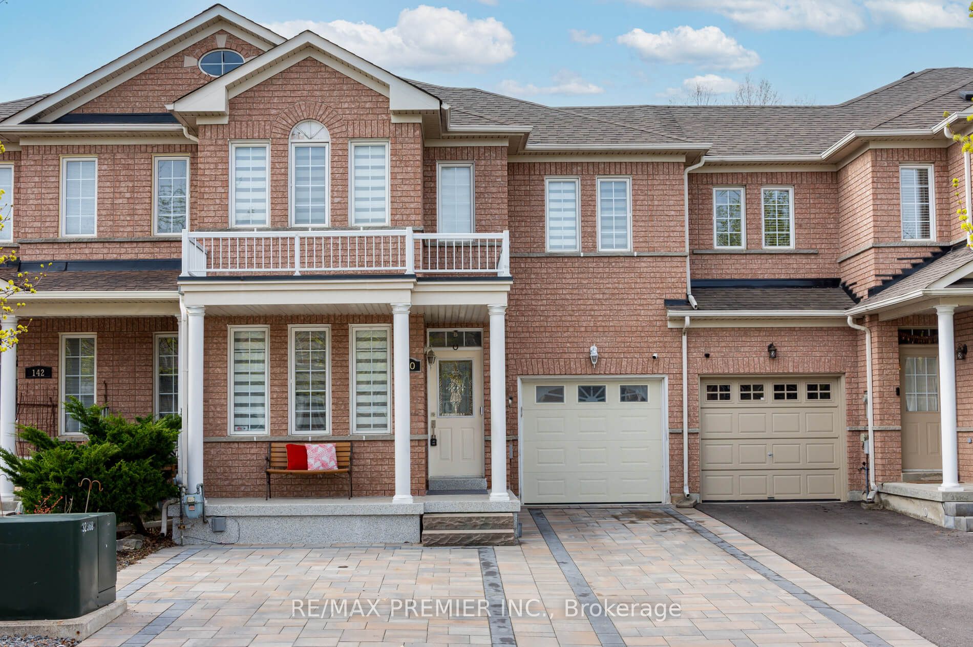 140 Dolce Crescent