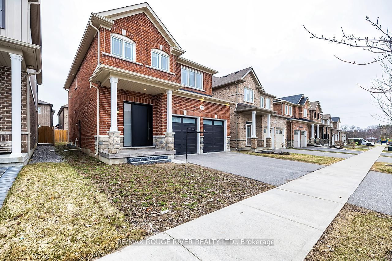 10 Moses Crescent