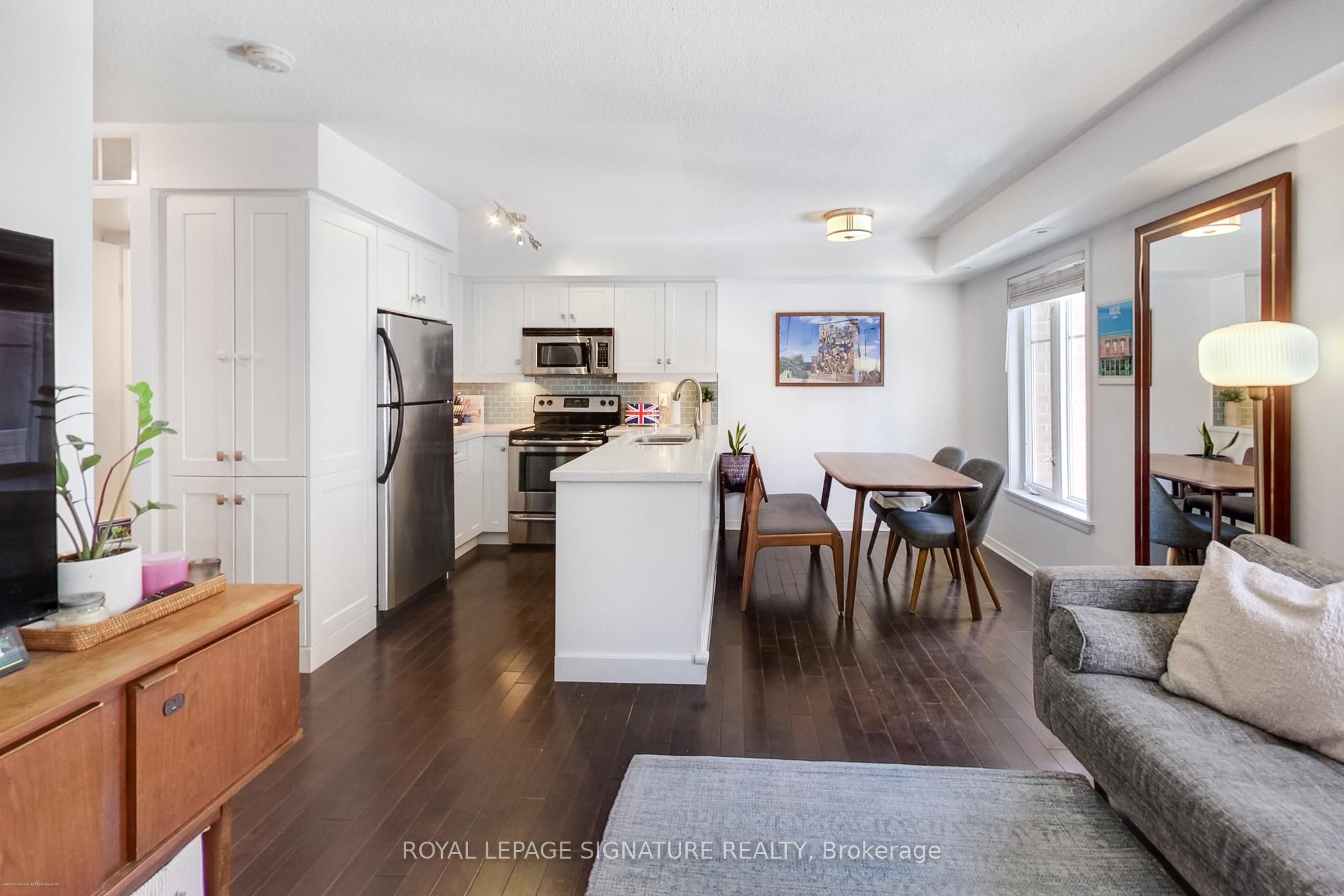 46 Western Battery Road 838