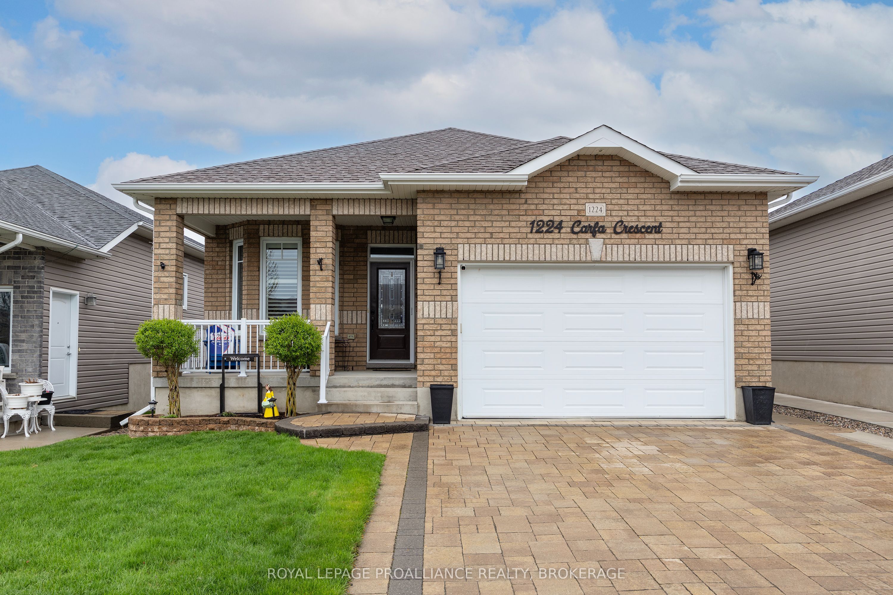 1224 Carfa Crescent