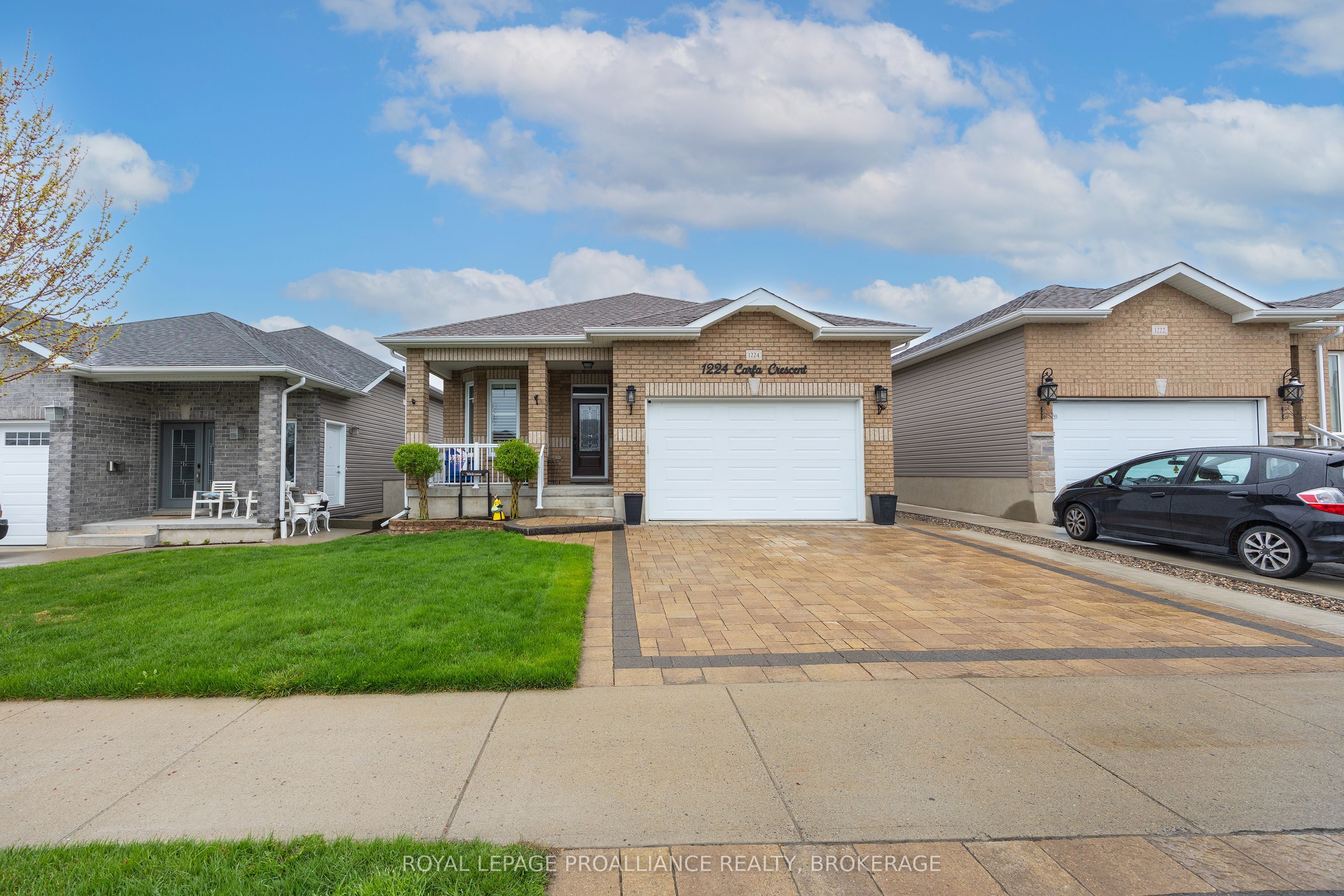1224 Carfa Crescent