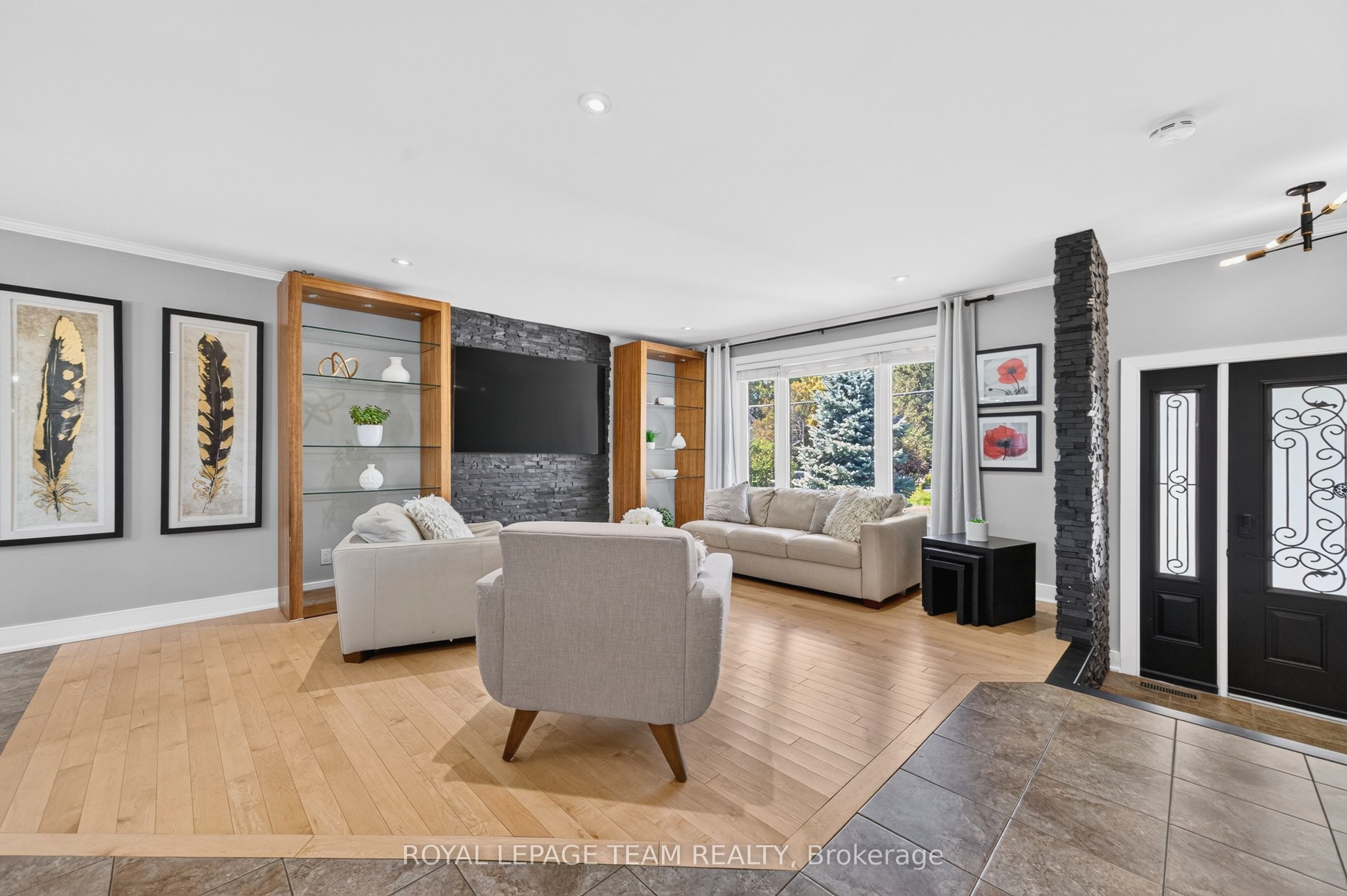 105 Brae Crescent