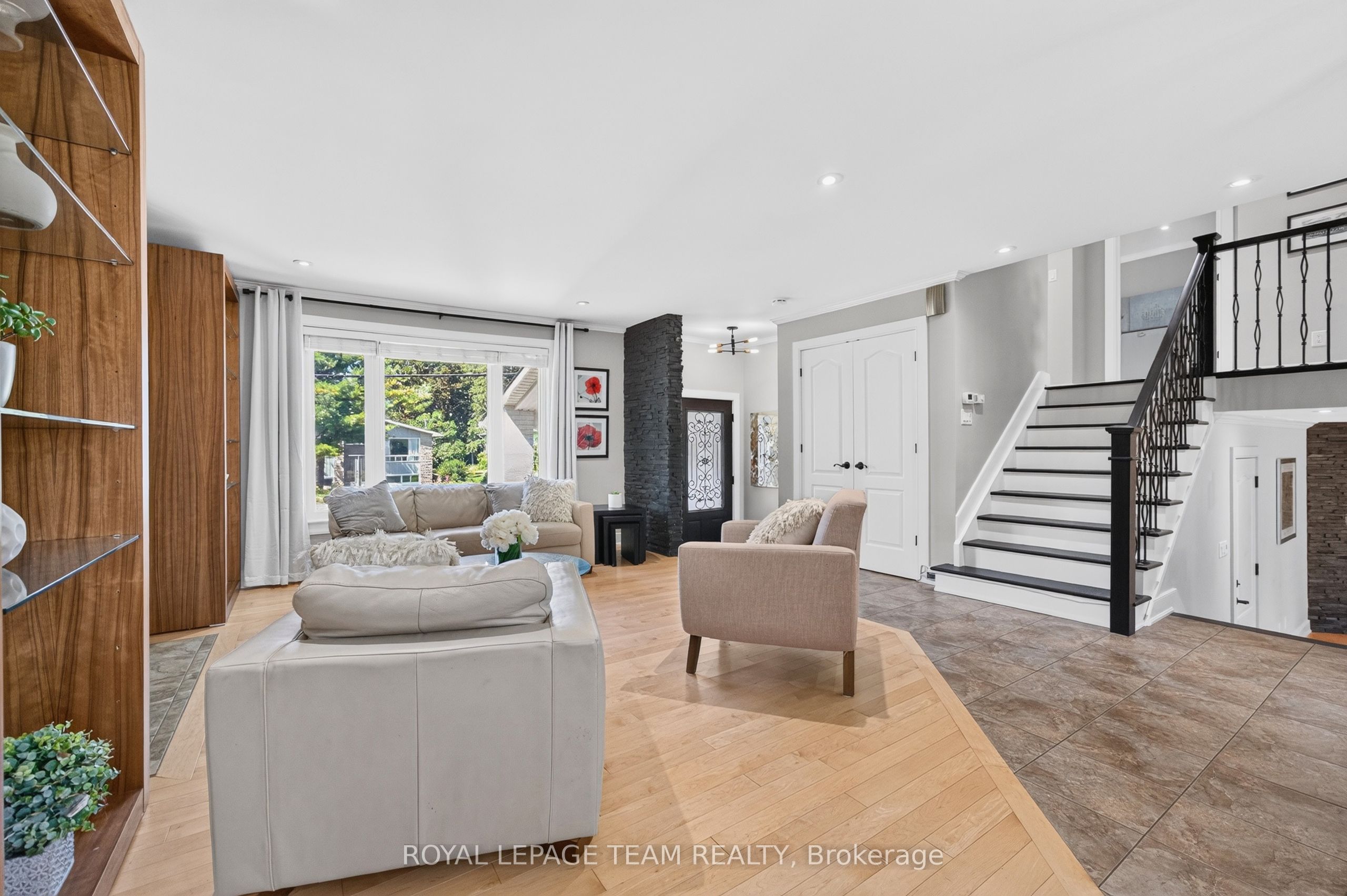 105 Brae Crescent