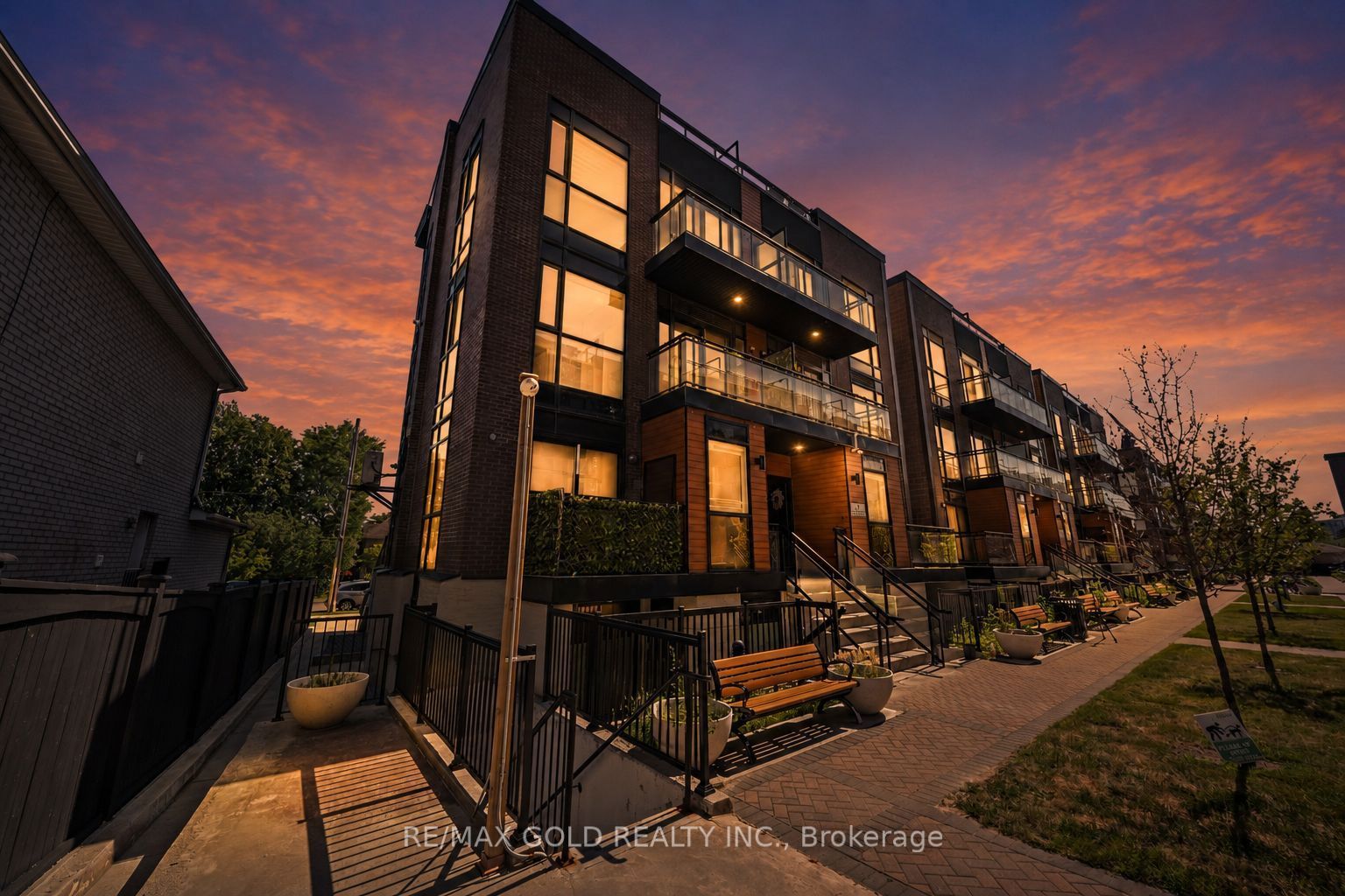 18 Coles Avenue 602