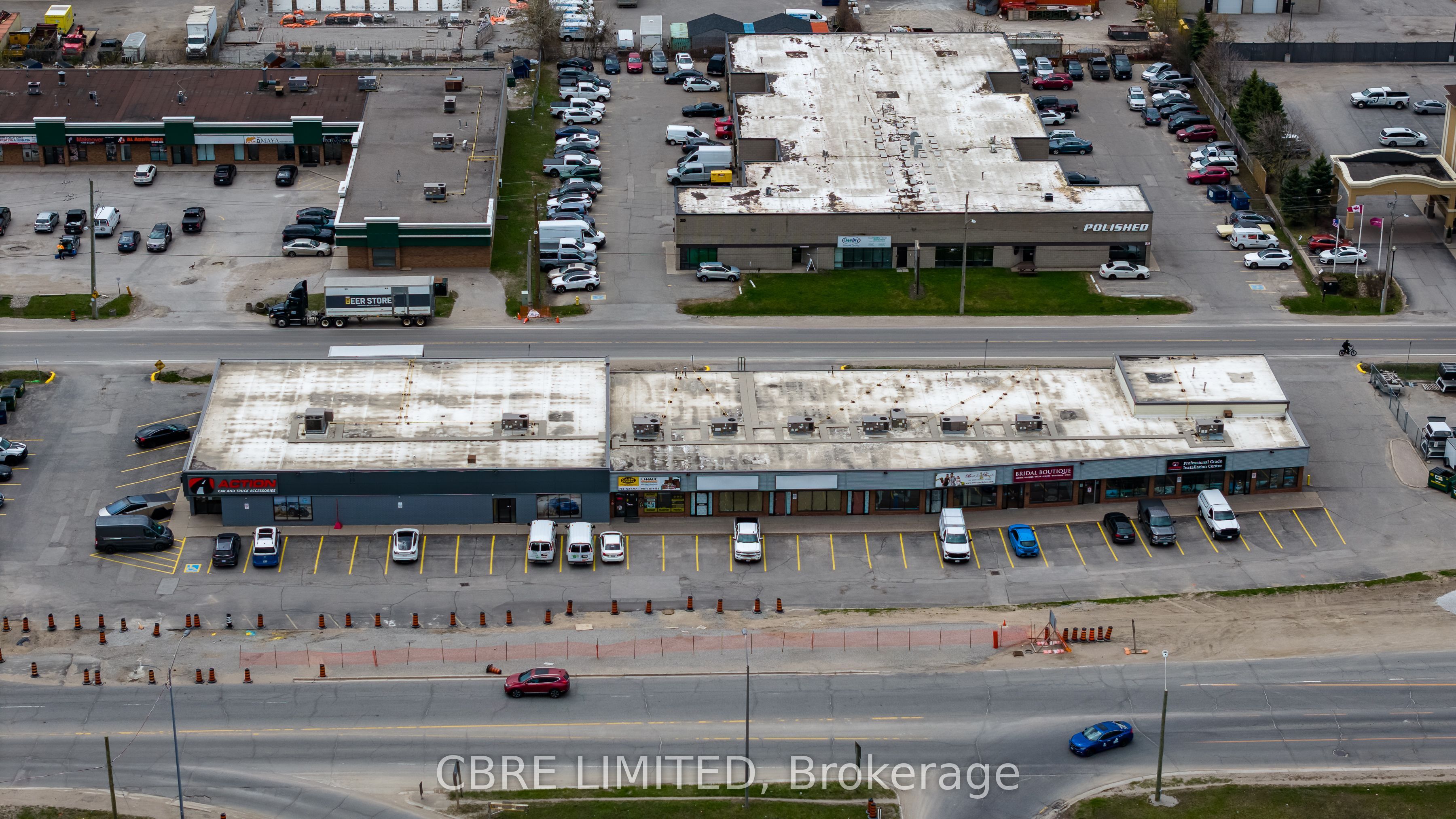 303 Dunlop Street W