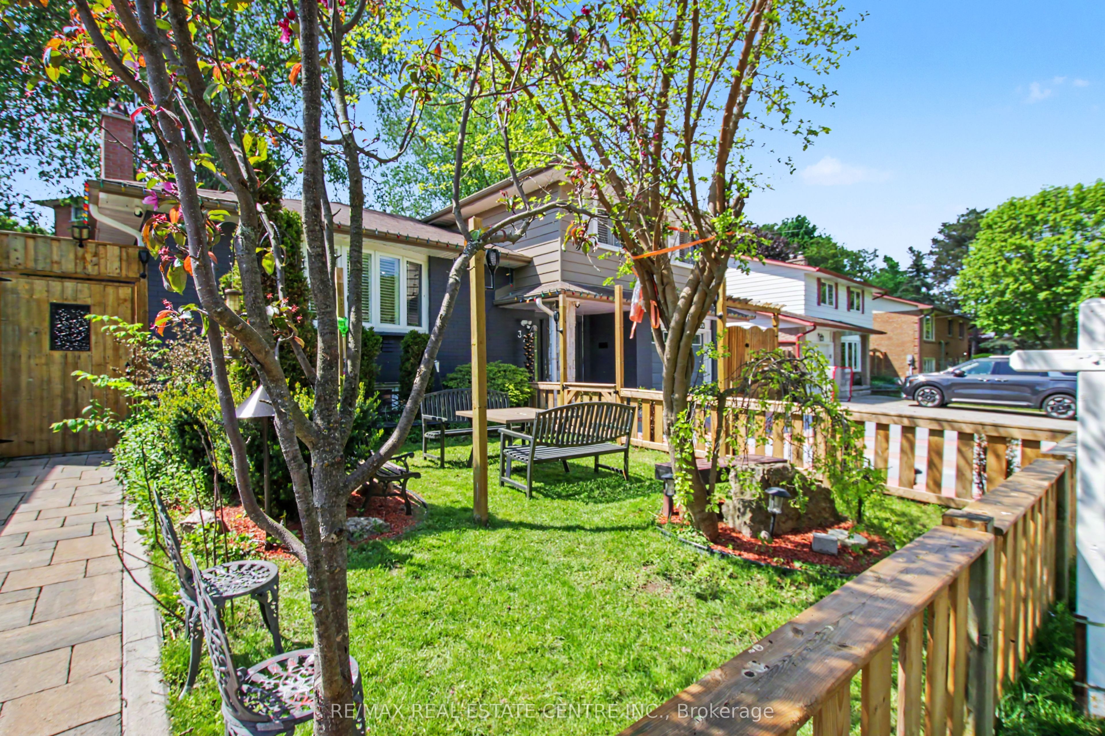 326 MANCHESTER Road