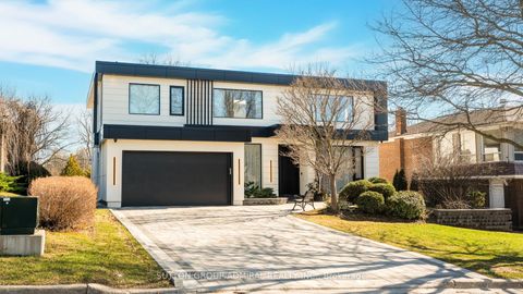 33 Thorny Brae Drive Markham ON L3T 3G5