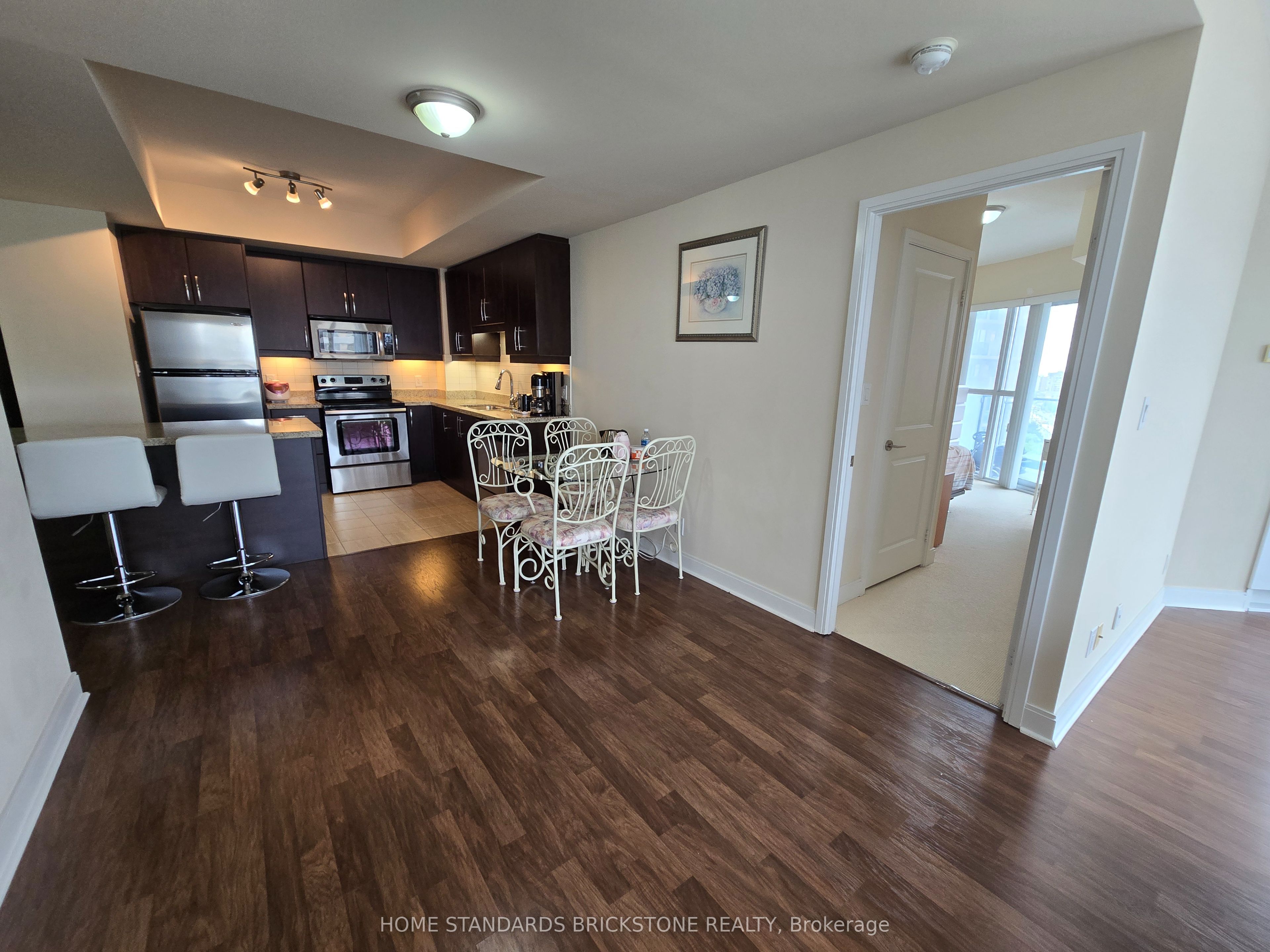 50 Absolute Avenue 1106